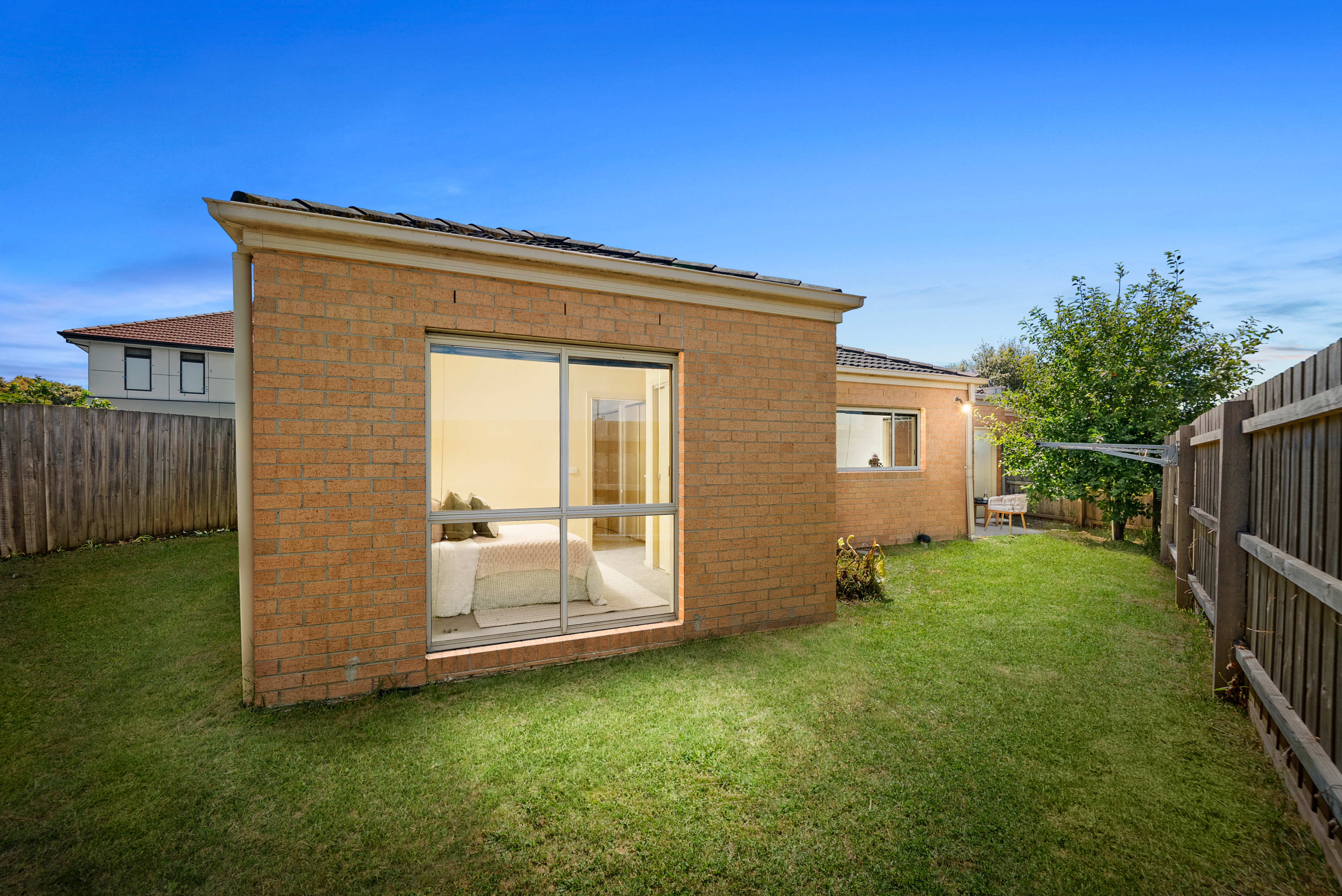 3-bedroom unit at 3 77 WATTLE DRIVE, DOVETON VIC 3177, Casey, Victoria