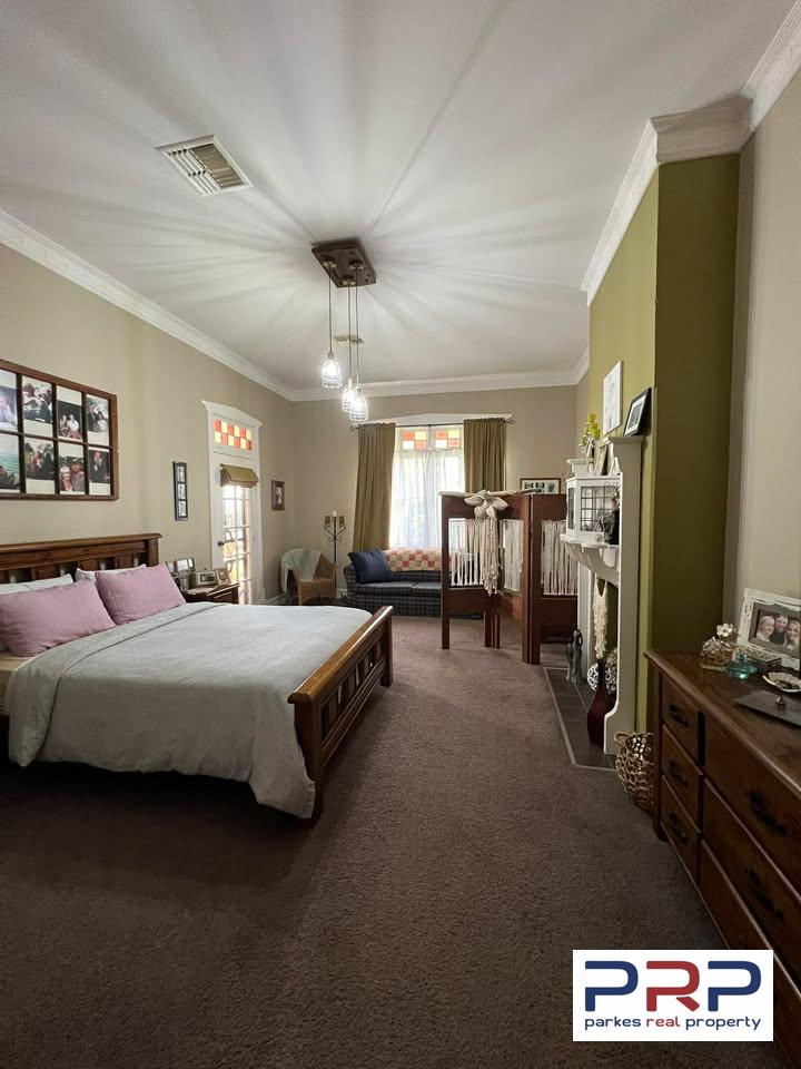 4-bedroom house at 17 Hill Street, Parkes, Nsw, 2870, Parkes, New South Wales