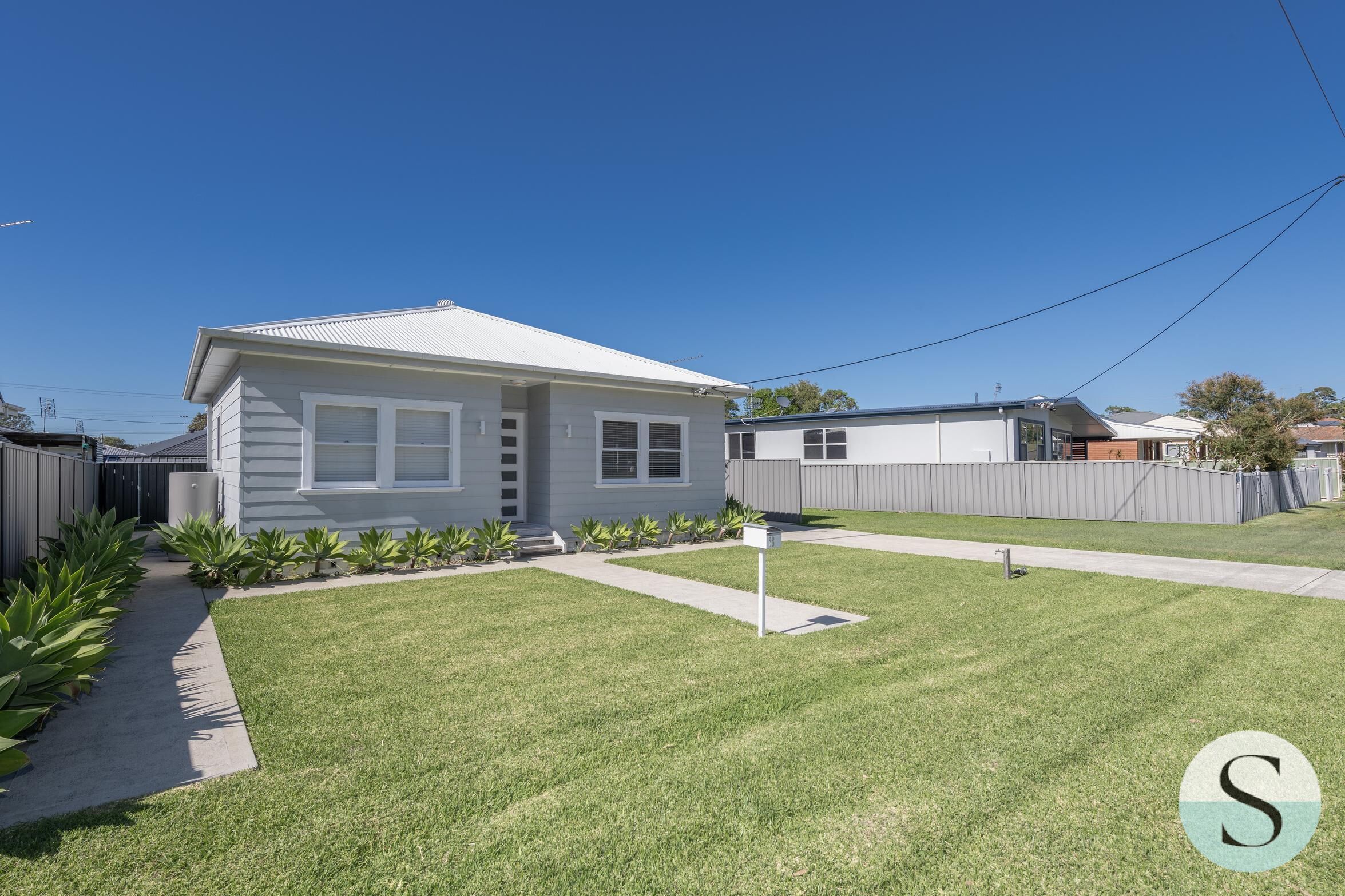 2-bedroom house at 38 Buttaba Avenue, Belmont North, NSW 2280, , New South Wales