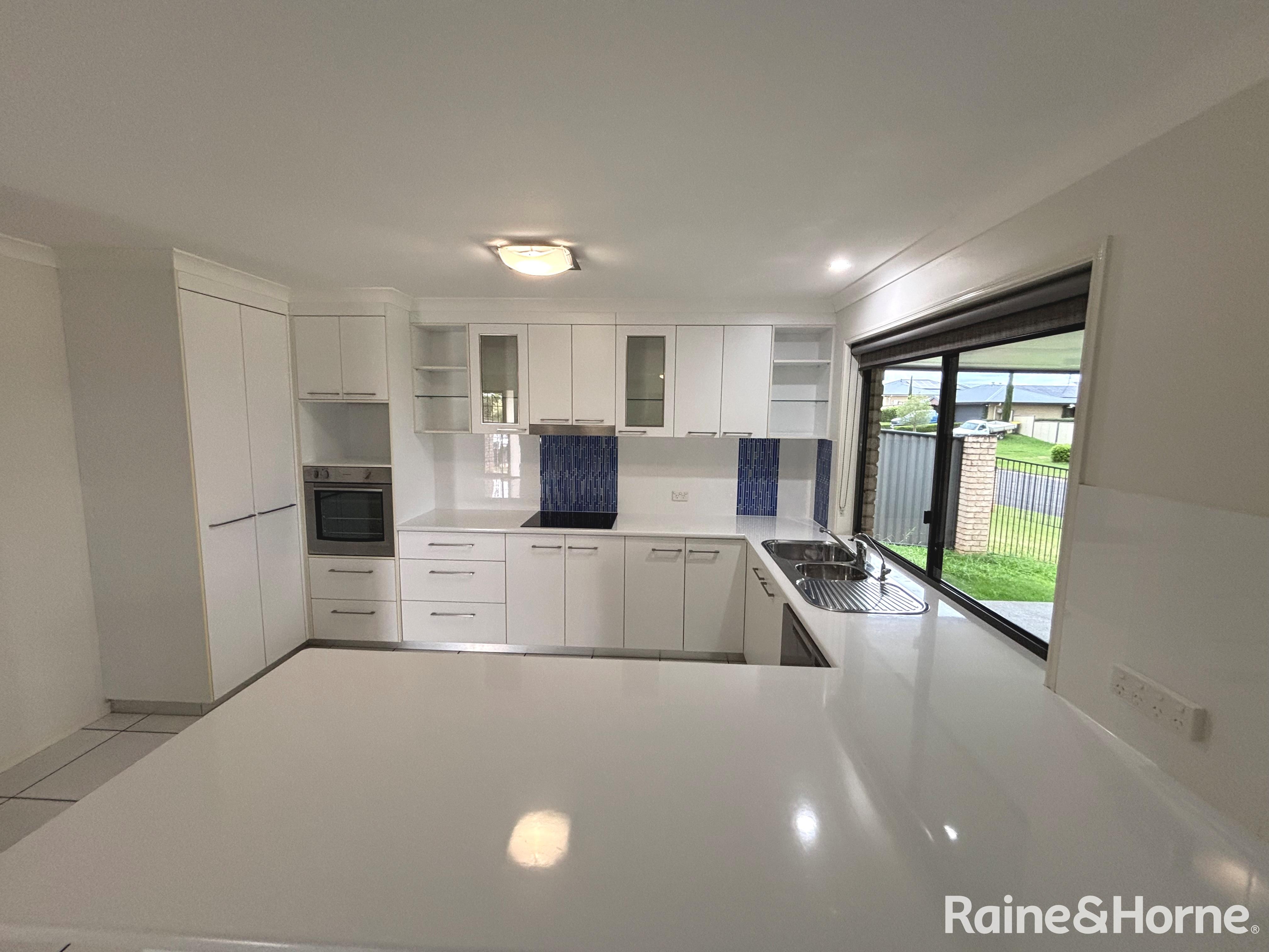 3-bedroom unit at 1/1 Heath Terrace, Kingaroy, QLD 4610, South Burnett, Queensland