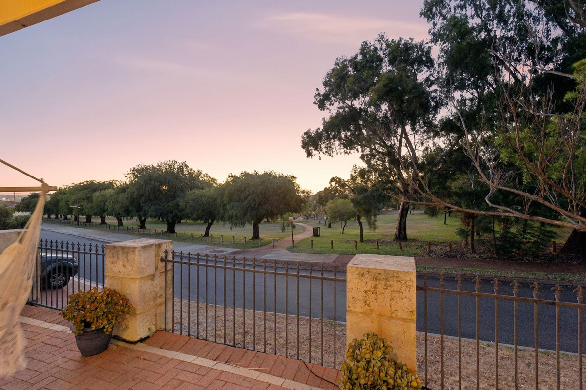 66 Willespie Drive, Pearsall, WA 6065 - Image 5