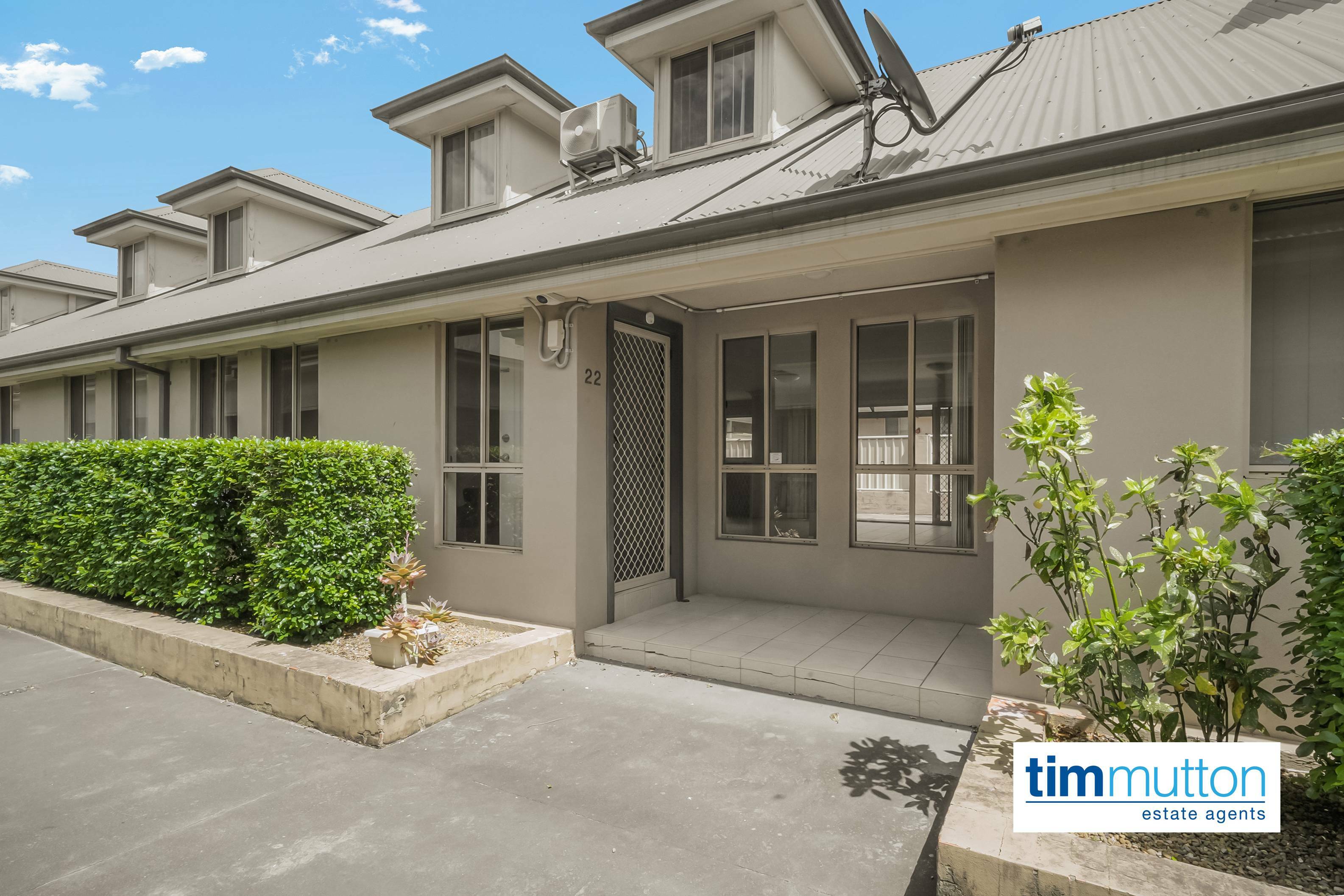 THE VICTORIA 22 98-102 VICTORIA STREET, WERRINGTON NSW 2747 - Image 1