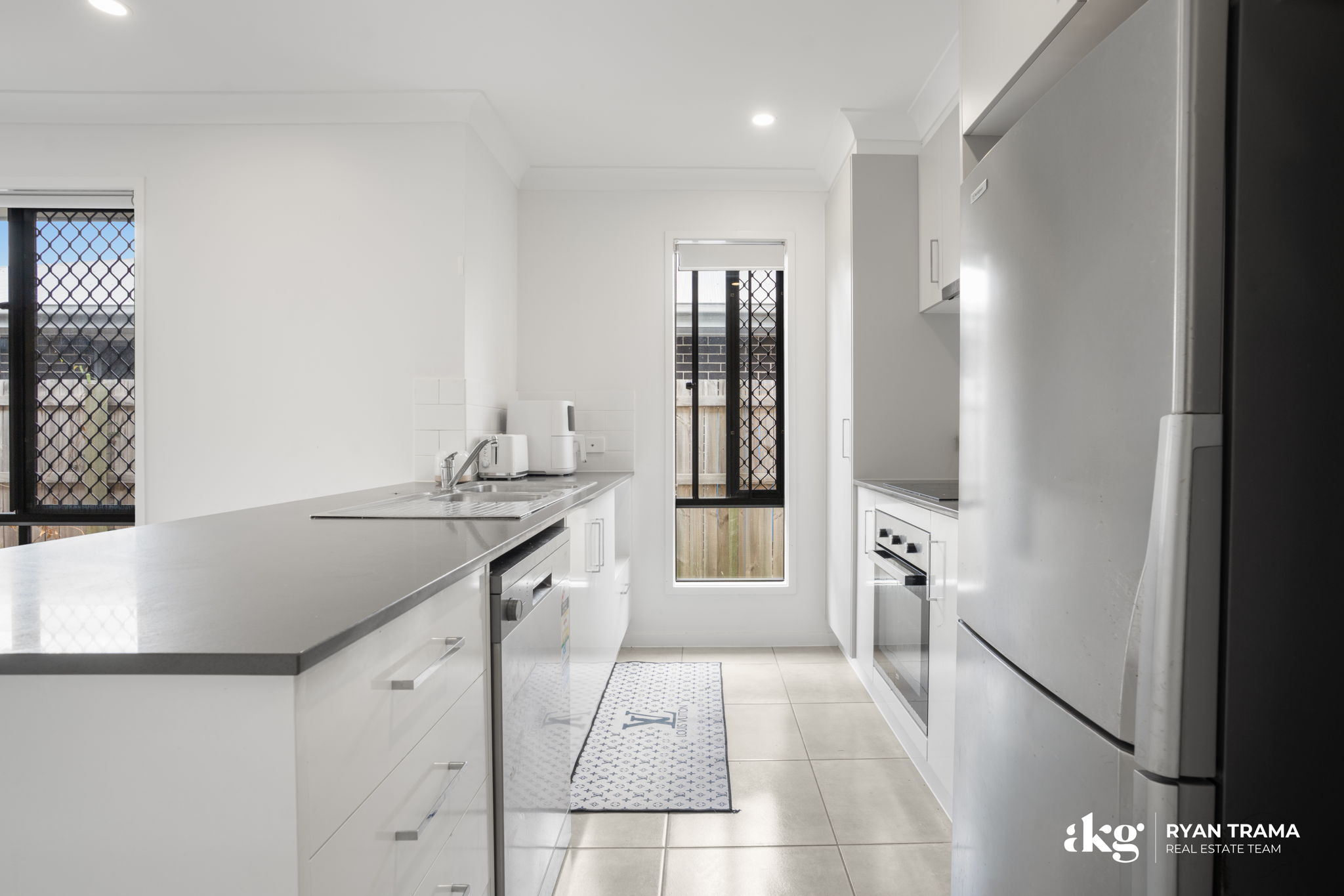 14 RURAL STREET, Park Ridge QLD 4125 - Image 2