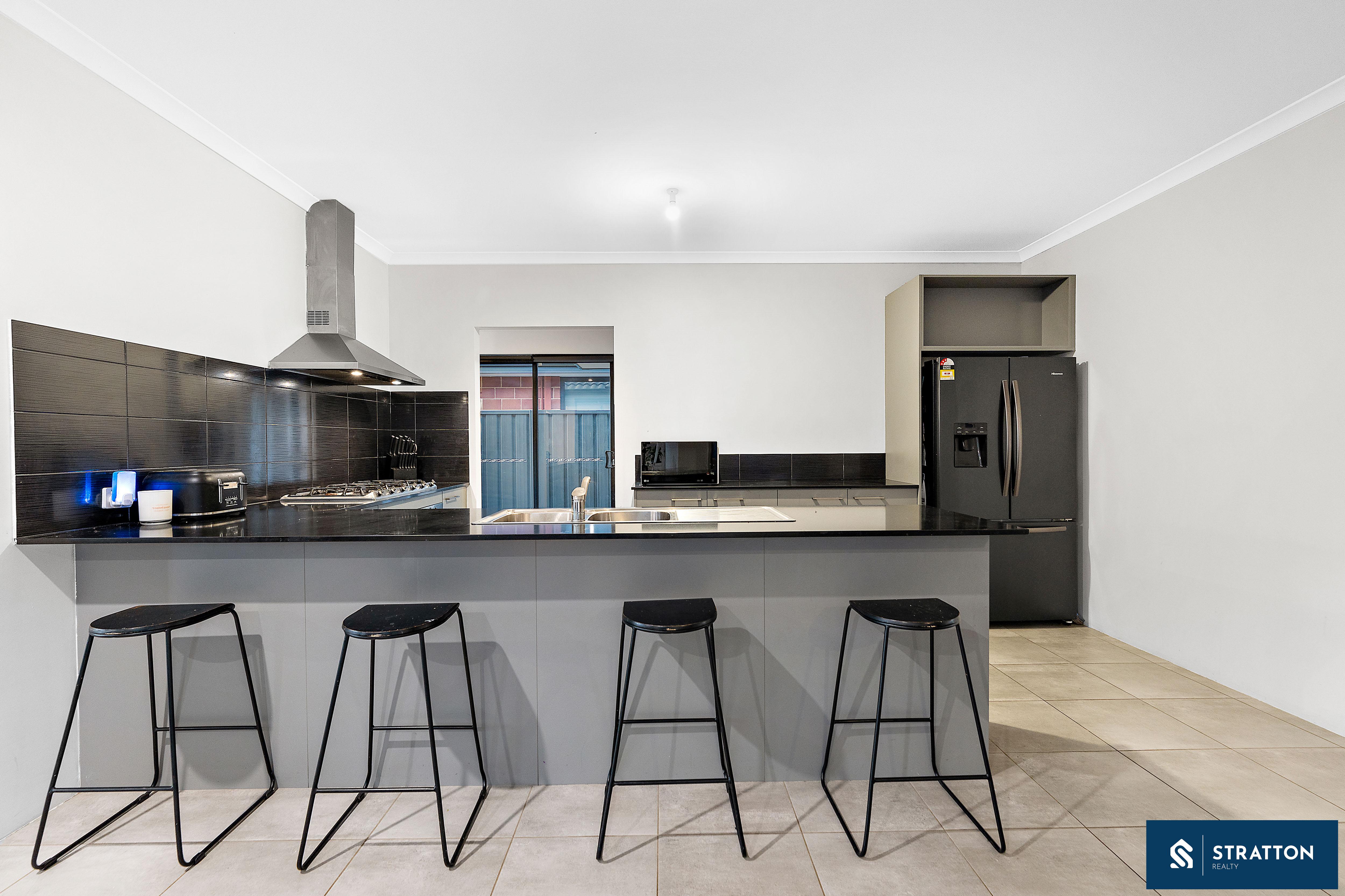 4-bedroom house at 17 Macintyre View, Hilbert, WA 6112, Armadale, Western Australia