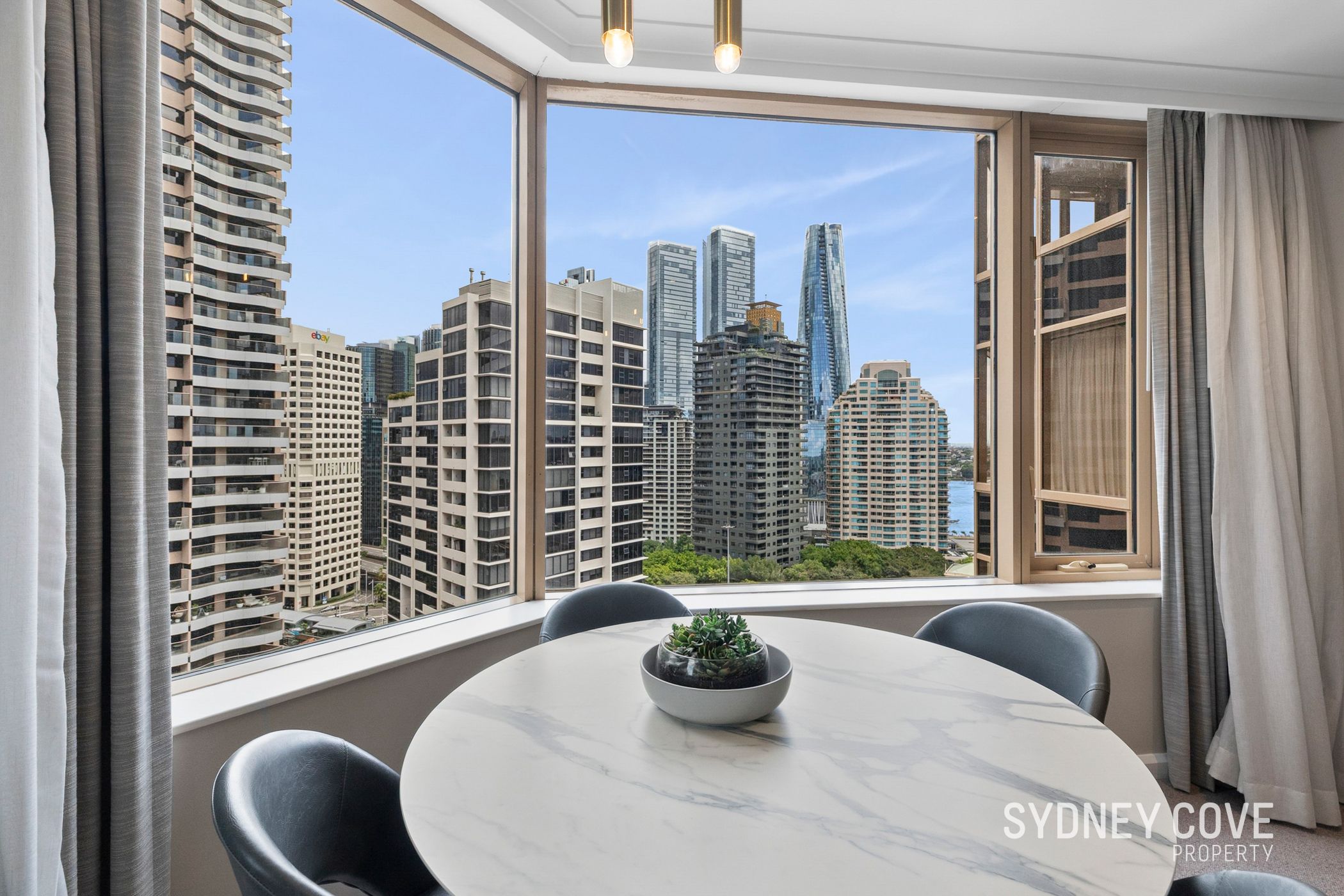 1809/98 Gloucester Street, Sydney, Nsw, 2000 - Image 2