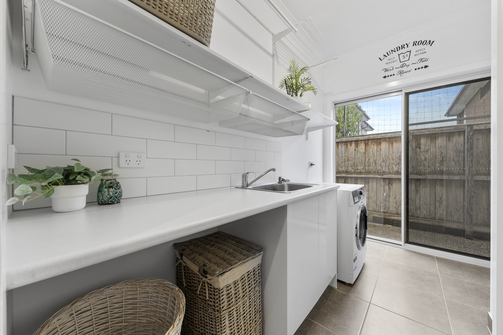 6-bedroom house at 8 Sugarloaf Grove, Werribee, VIC 3030, Wyndham, Victoria