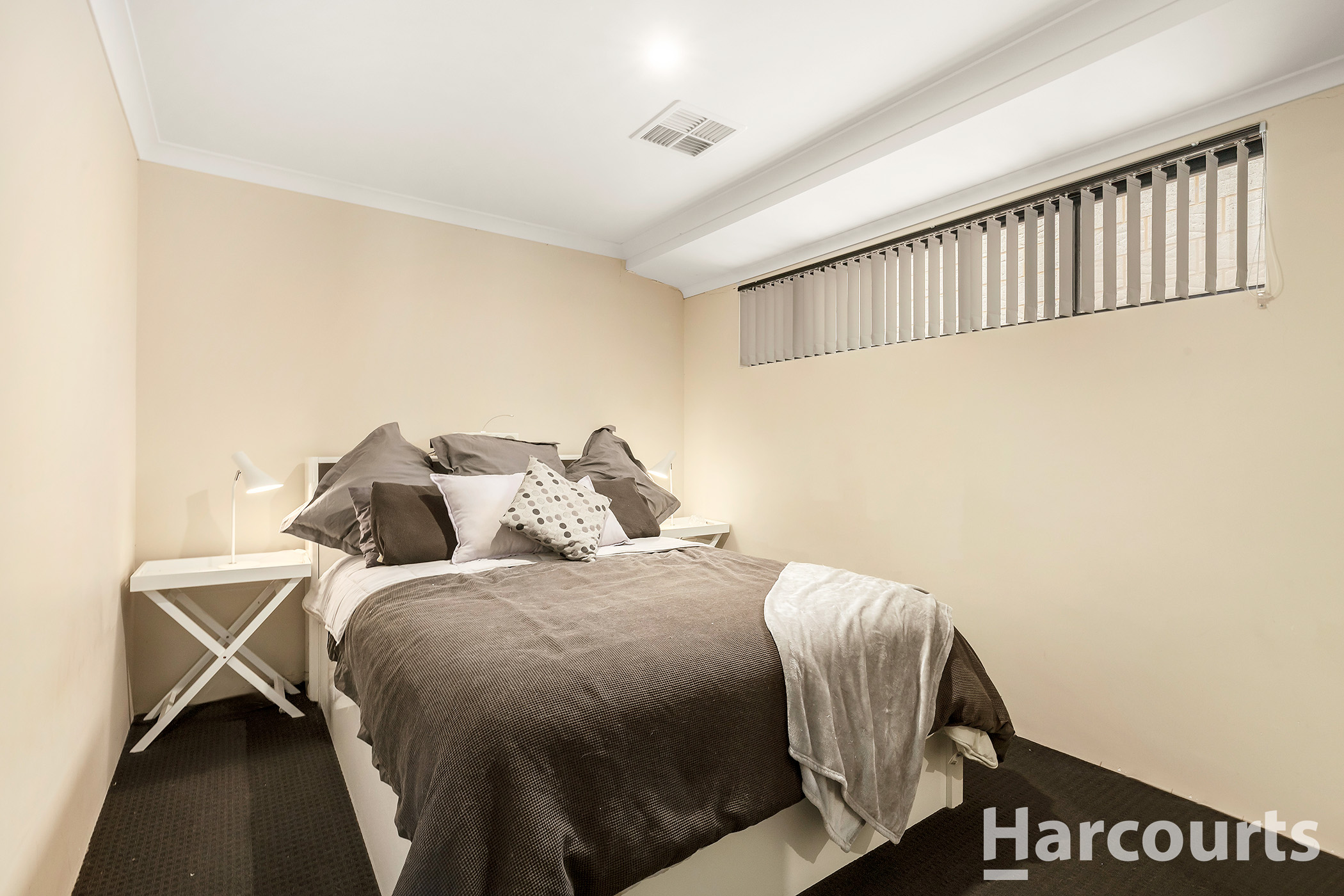 5 Dundee Way, Meadow Springs, WA 6210 - Image 10