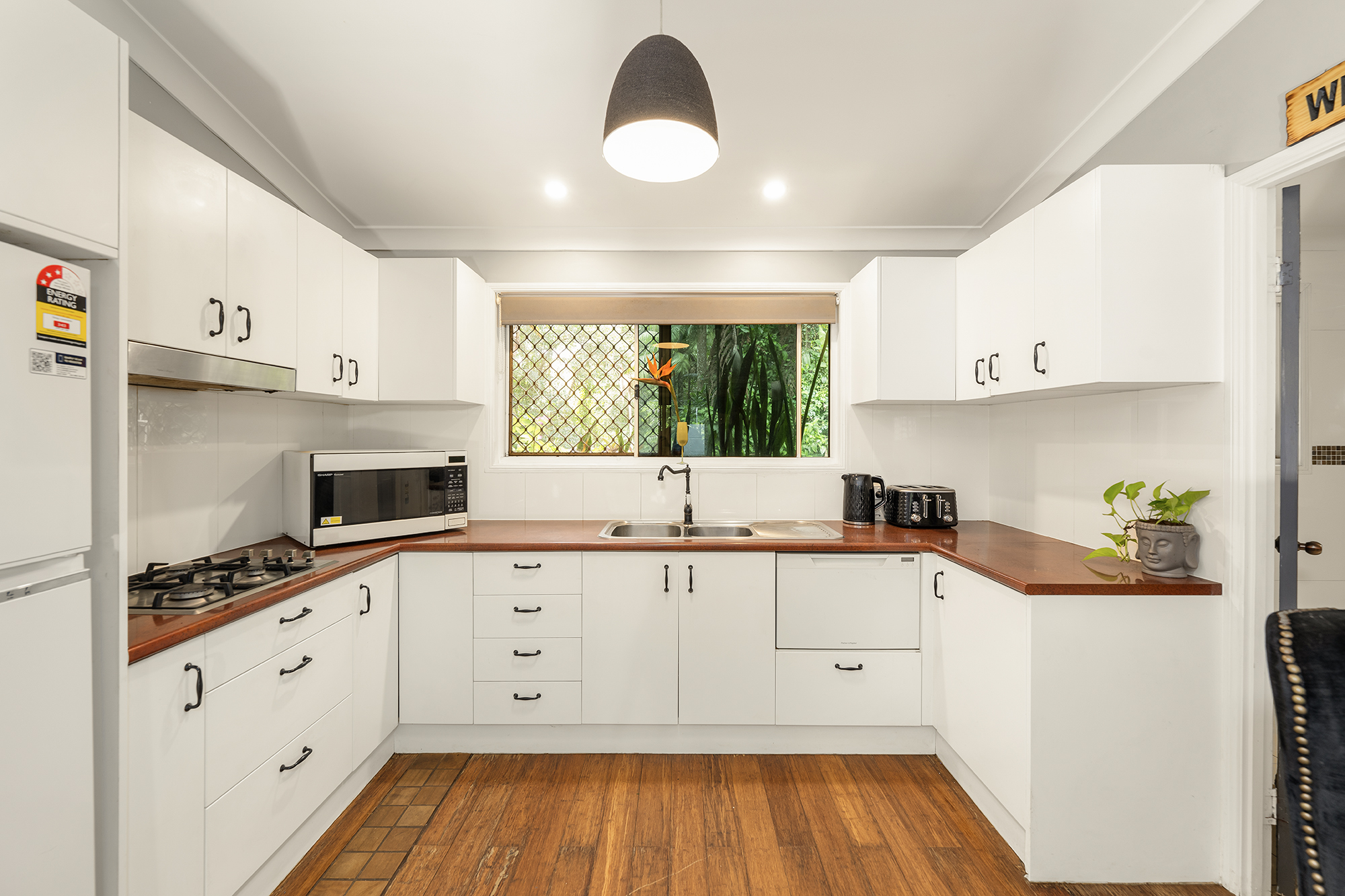 6-bedroom house at 100-120 Geissmann Drive, Tamborine Mountain, QLD 4272, Scenic Rim, Queensland