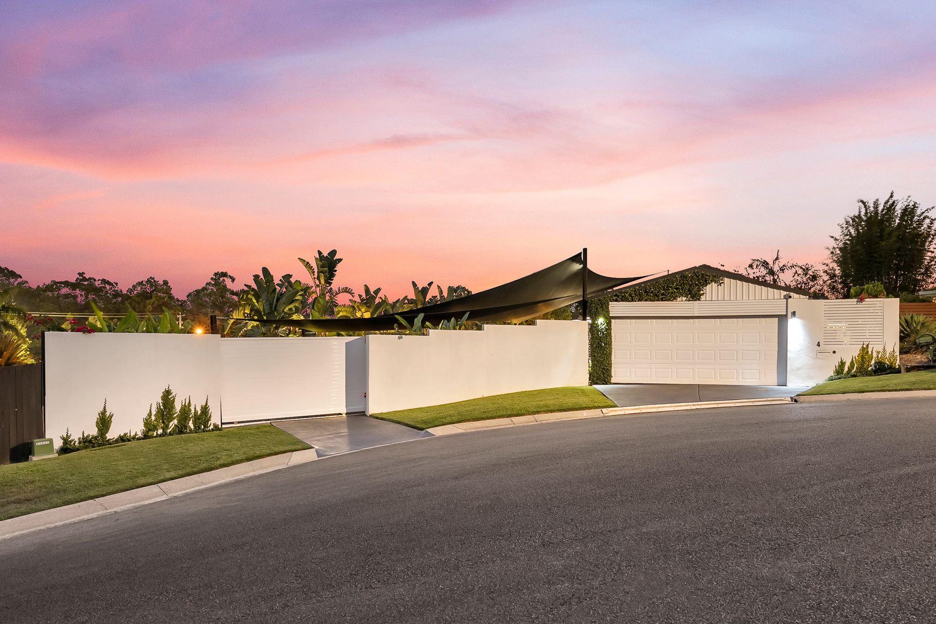 4 Mariposa Court, Nerang, QLD 4211 - Image 2