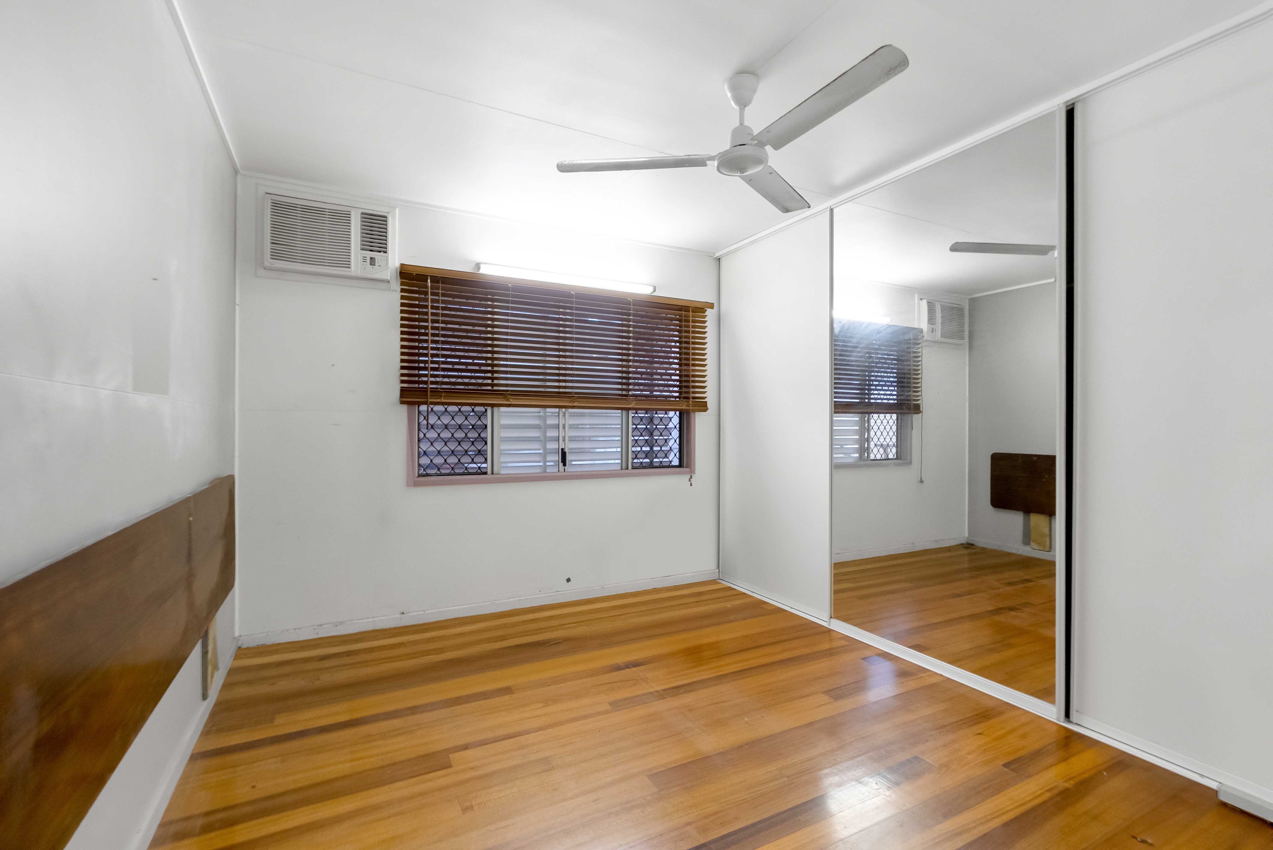 451-453 MCCOOMBE STREET, Mooroobool QLD 4870 - Image 8