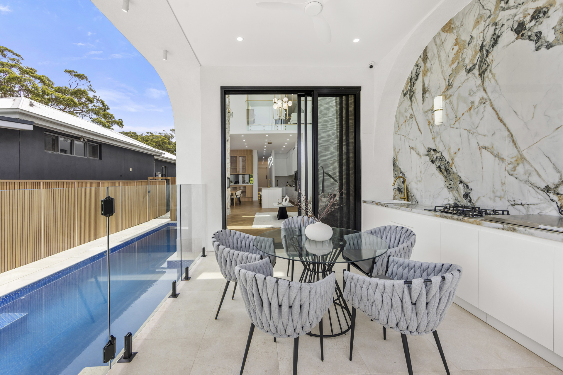 4-bedroom unit at 164B Caringbah Road, Caringbah South, NSW 2229, Sutherland, New South Wales