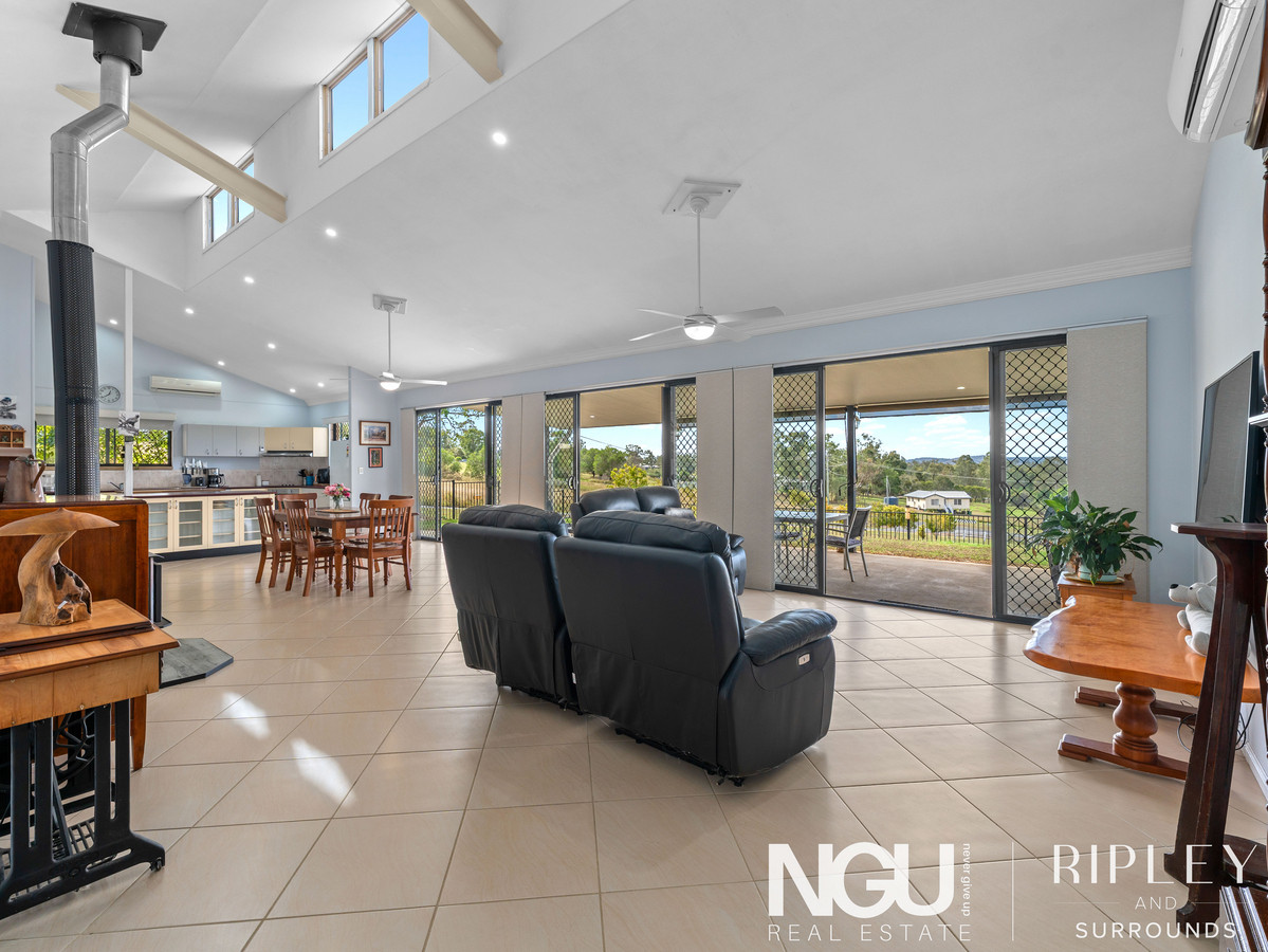 153 LAKES DRIVE, Laidley Heights QLD 4341 - Image 3