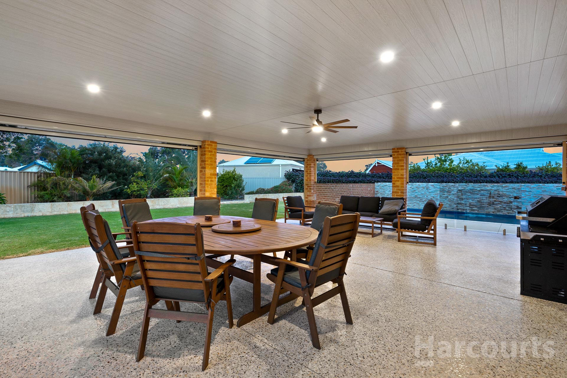 17 WATTLEGLEN AVENUE, Erskine WA 6210 - Image 4