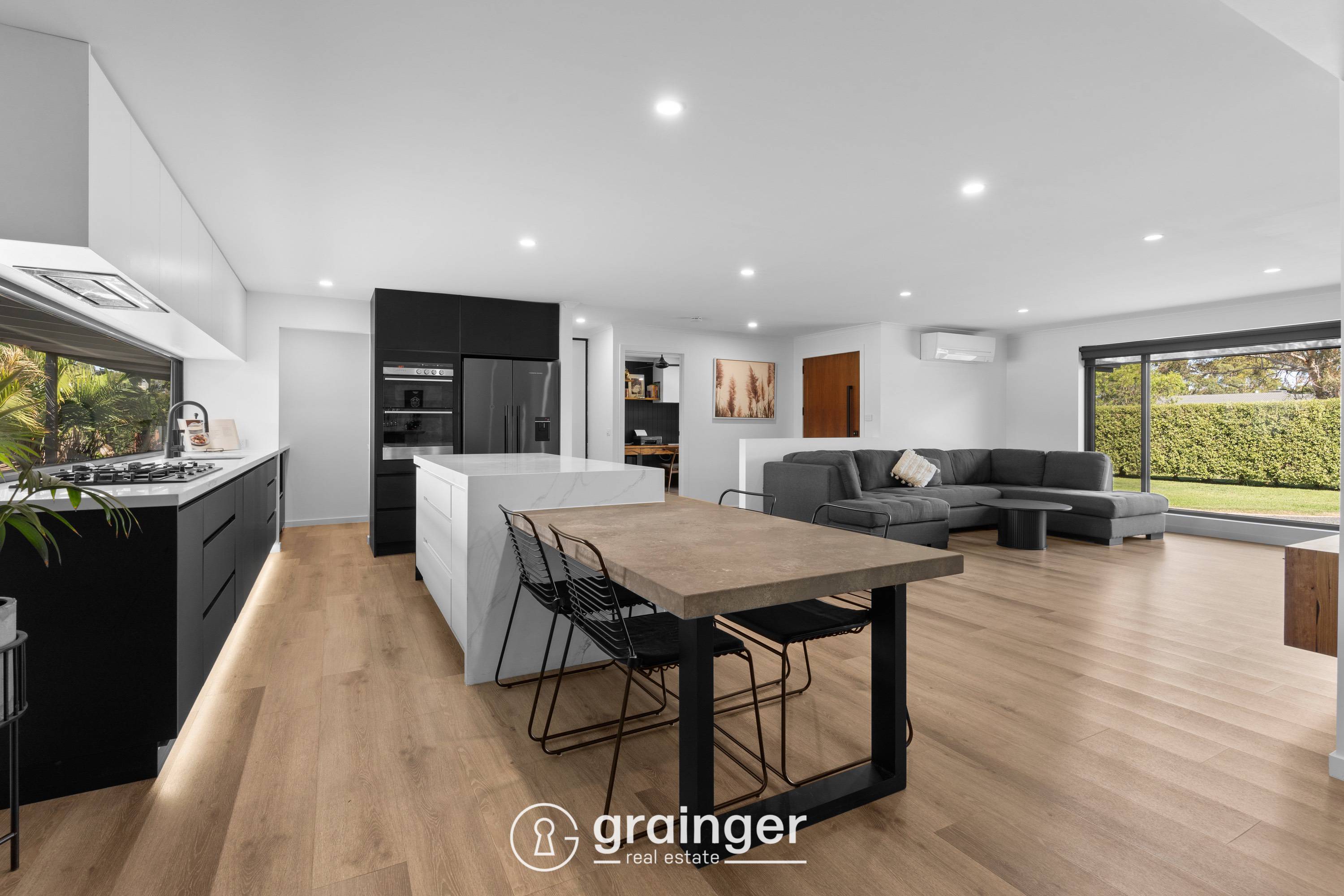 38 HOME ROAD, Nar Nar Goon VIC 3812 - Image 4