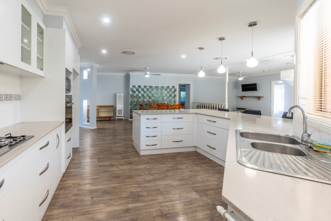 17 Deutcher Street, Temora, Nsw, 2666 - Image 5