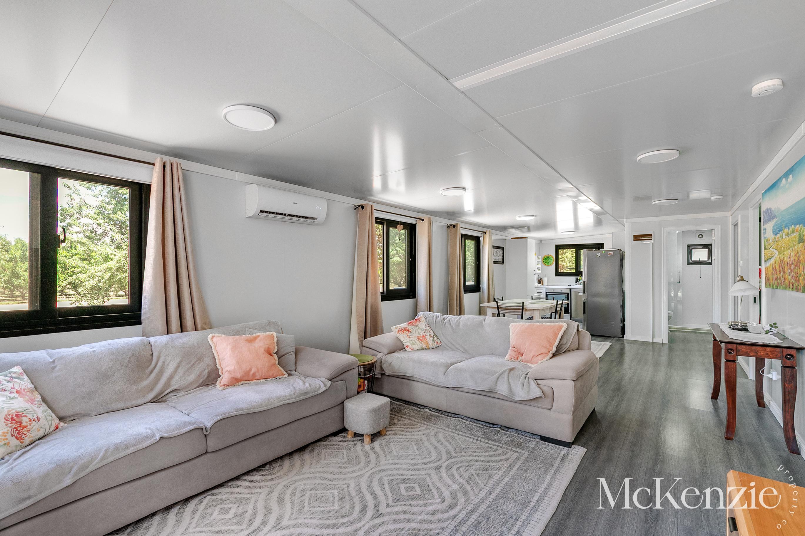 6-bedroom house at 23 Falcon Street, Renmark North, SA 5341, Renmark Paringa, South Australia