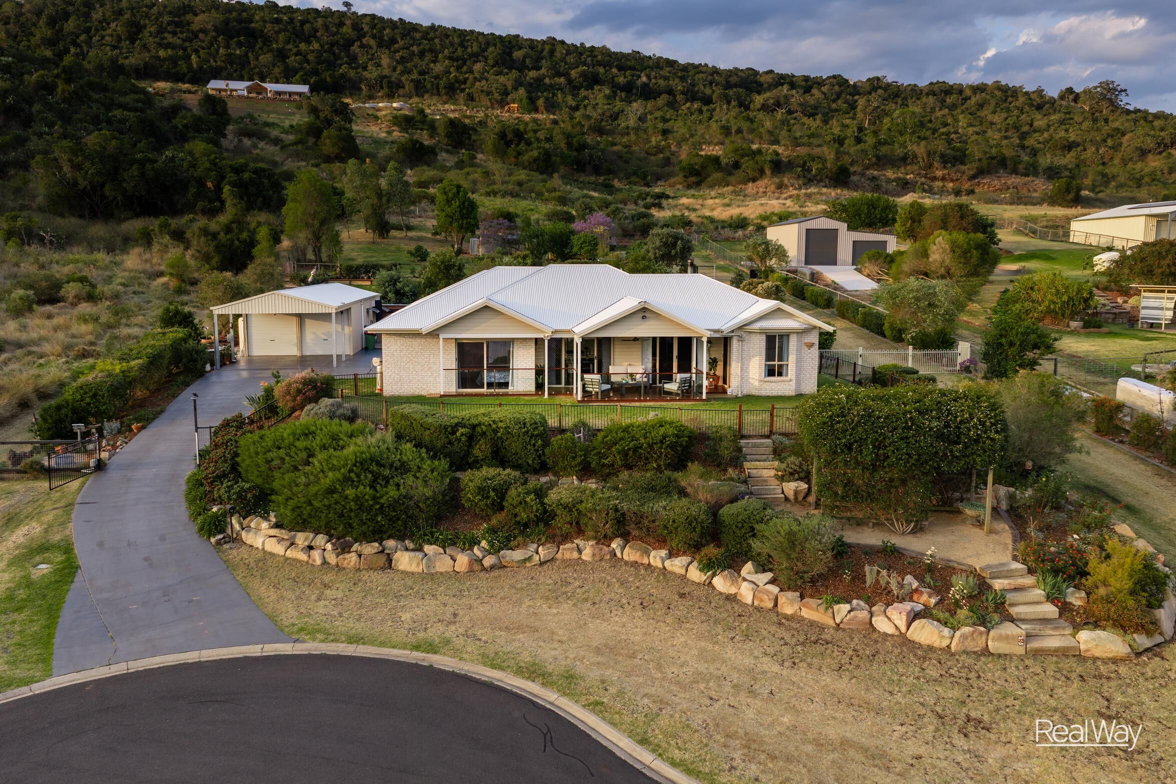 6-bedroom house at 13 Panorama Crescent, Gowrie Junction, QLD 4352, Toowoomba, Queensland