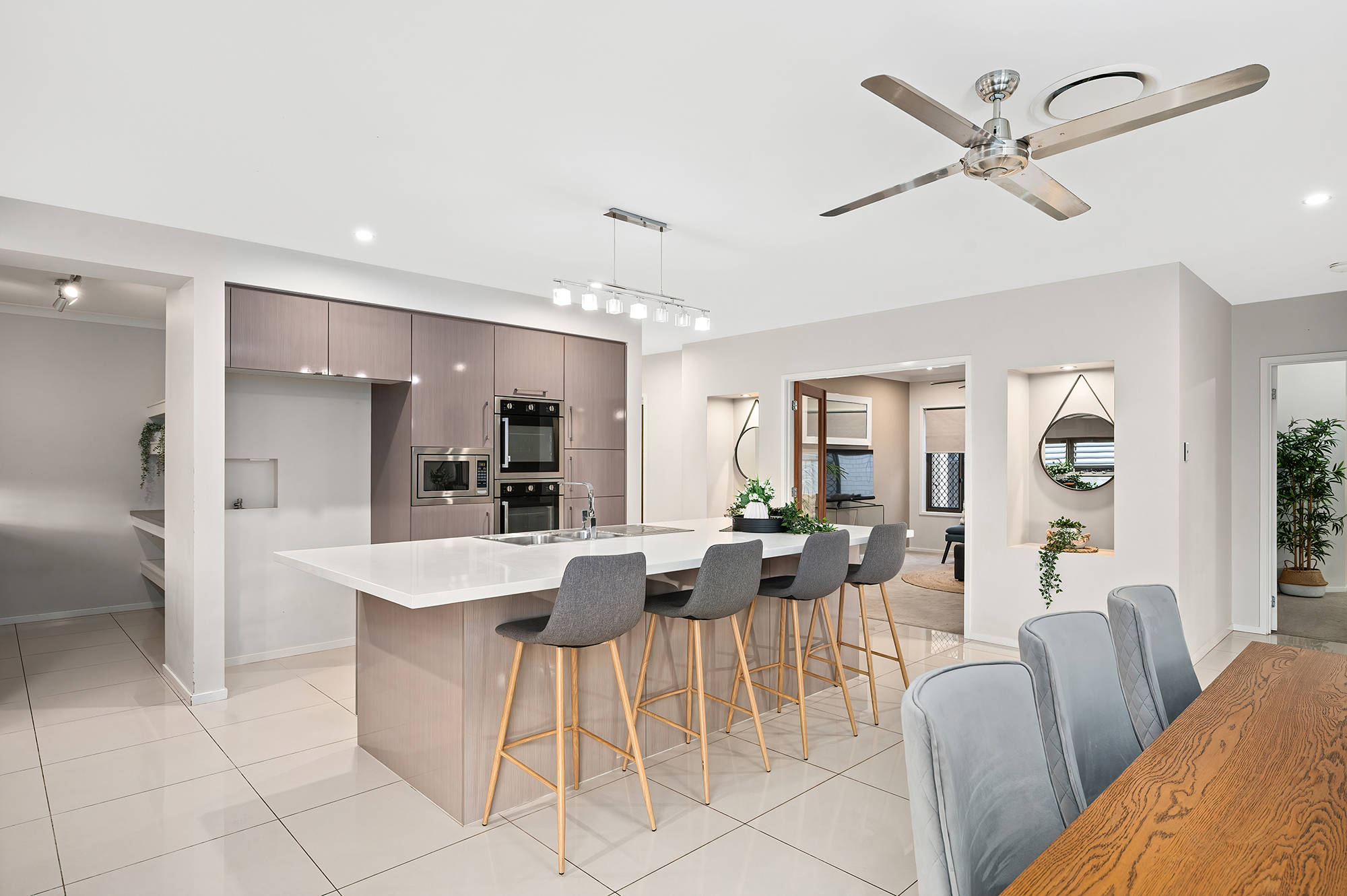 6-bedroom house at 3 Hatia Place, Kuraby, Qld, 4112, Brisbane, Queensland