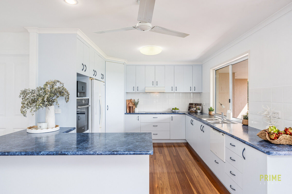 20 AZURE COURT, Dundowran Beach QLD 4655 - Image 3
