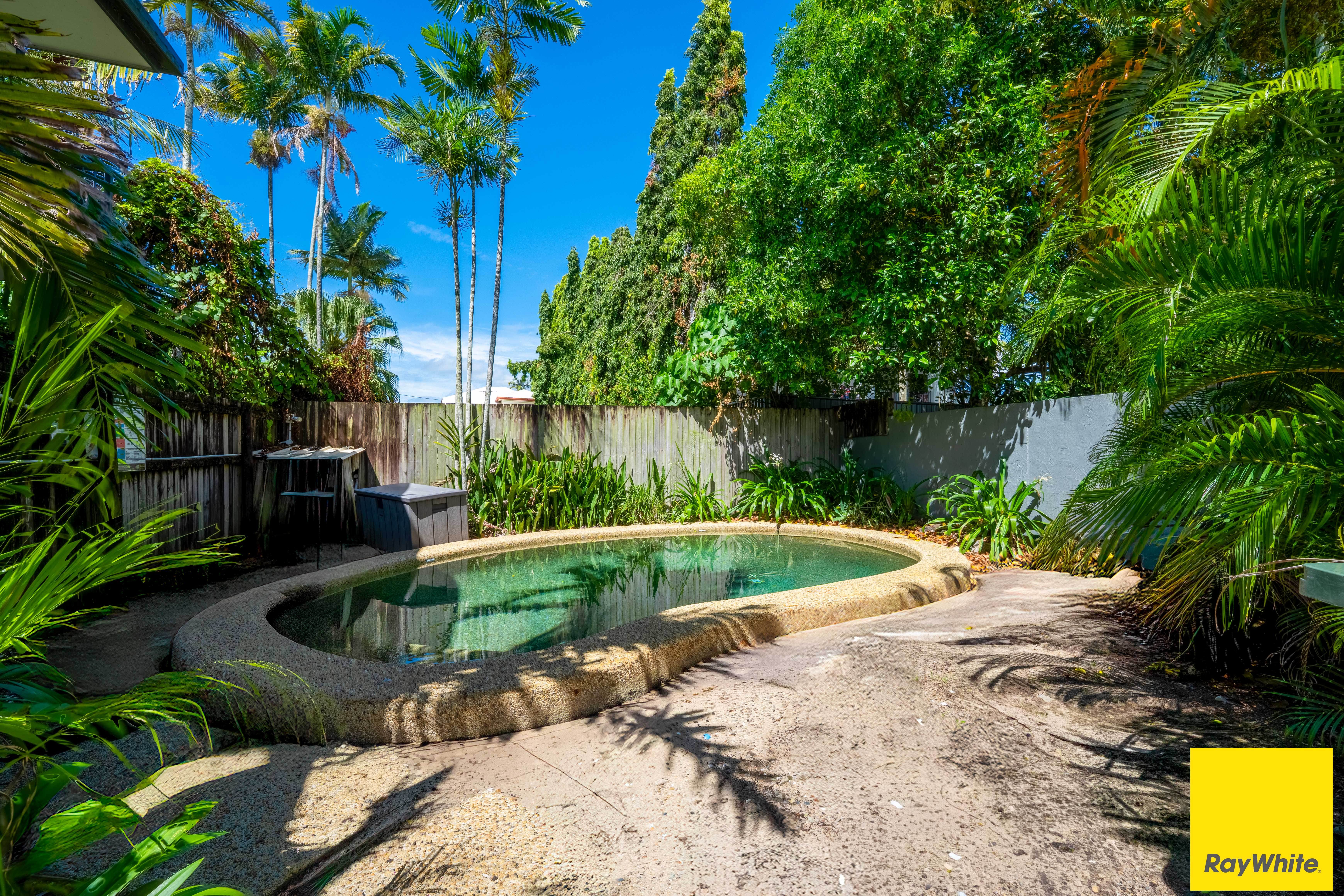 CAIRNS PREMIER LODGE 2 392 SEVERIN STREET, PARRAMATTA PARK QLD 4870 - Image 8