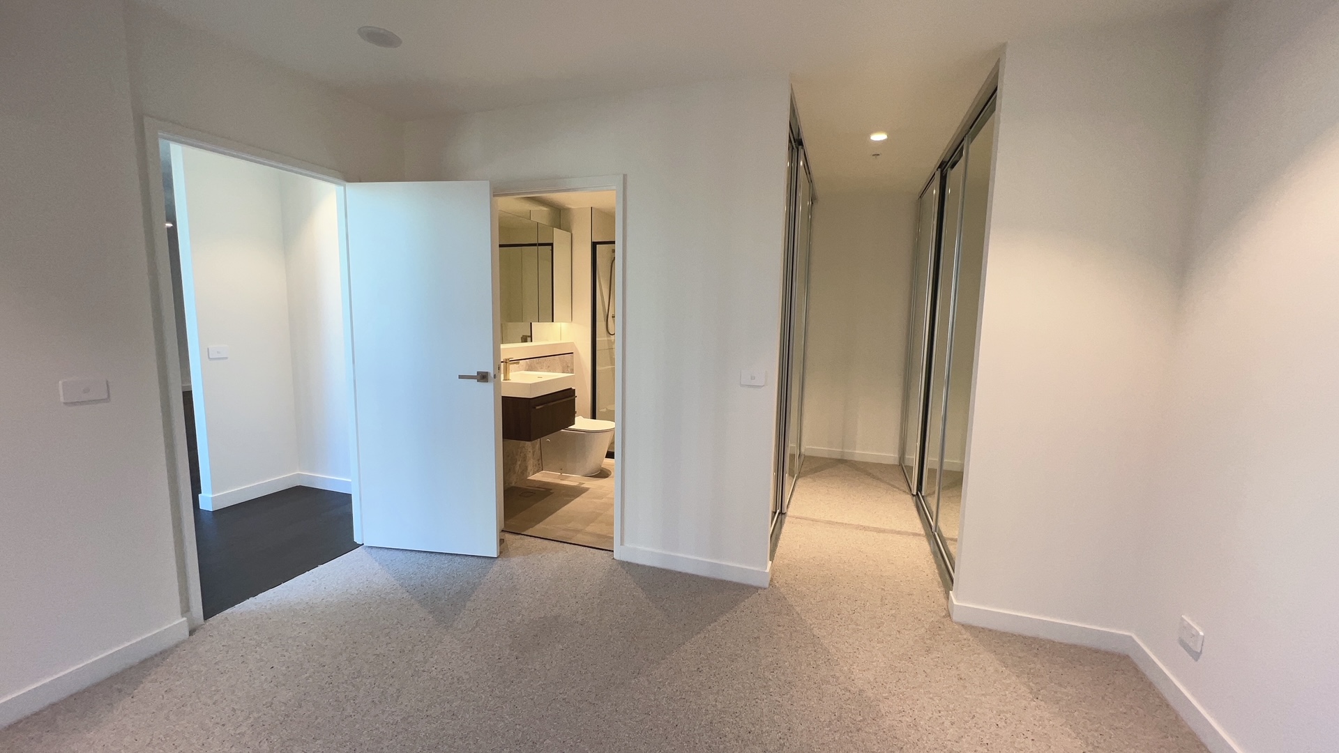 2207a/58 Dorcas Street, Southbank, Vic, 3006 - Image 8