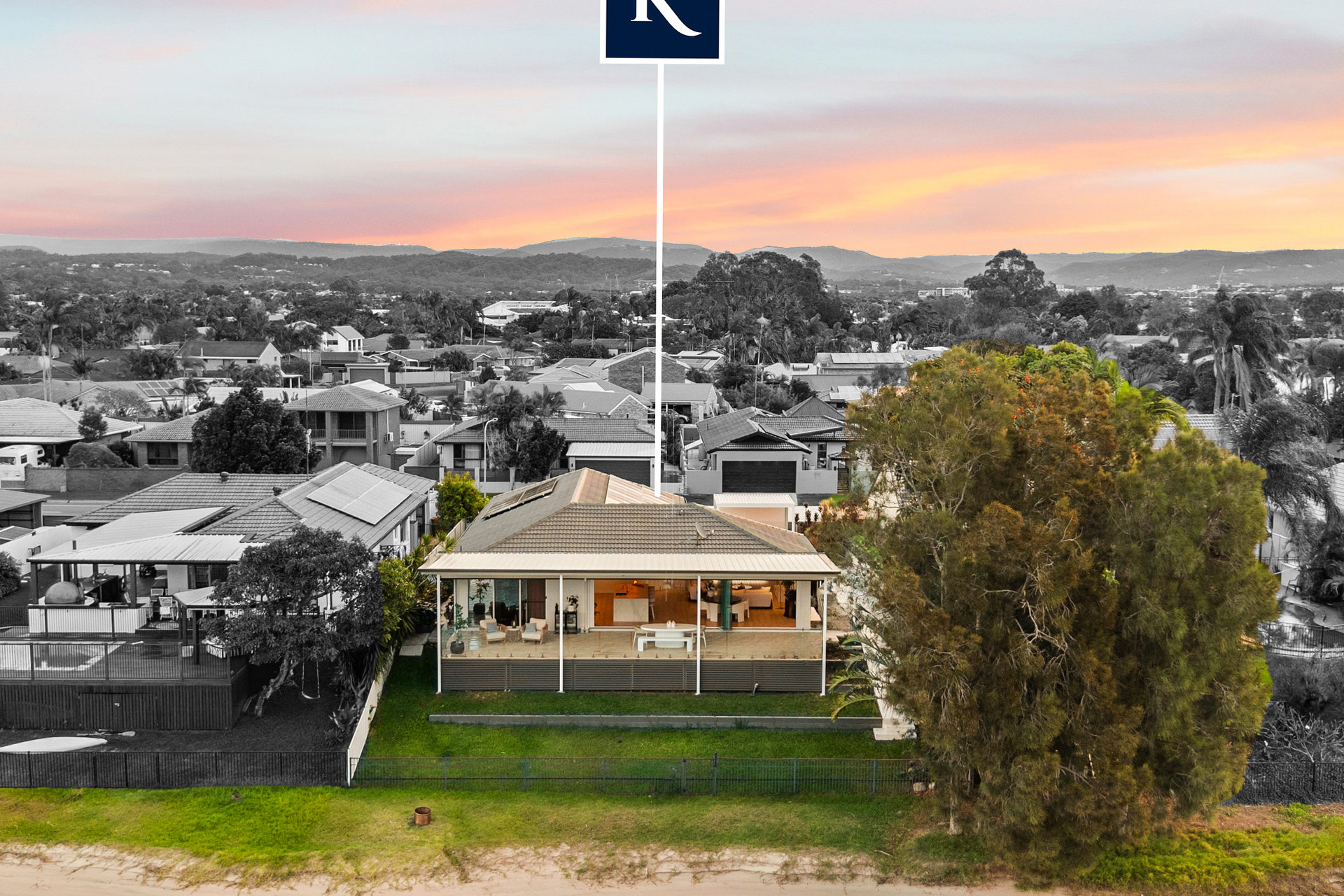38 Dunlin Drive, Burleigh Waters, QLD 4220 - Image 2