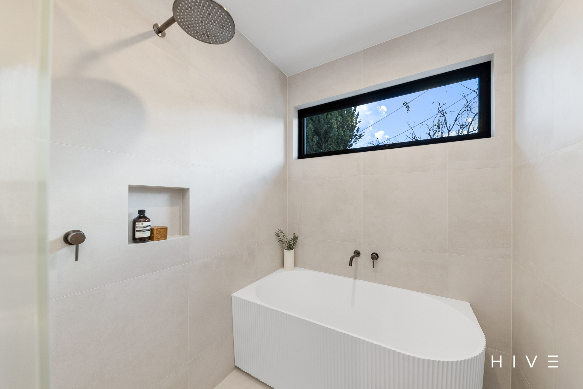 4-bedroom house at 33 Macalister Crescent, Curtin, ACT 2605, Unincorporated Act, Australian Capital Territory