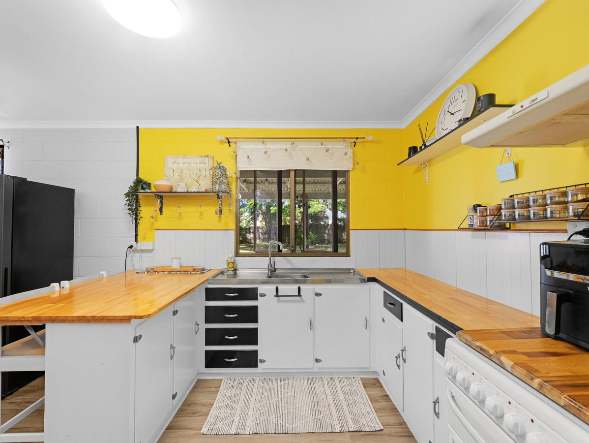 35 SHELLCOT STREET, Toogoom QLD 4655 - Image 8