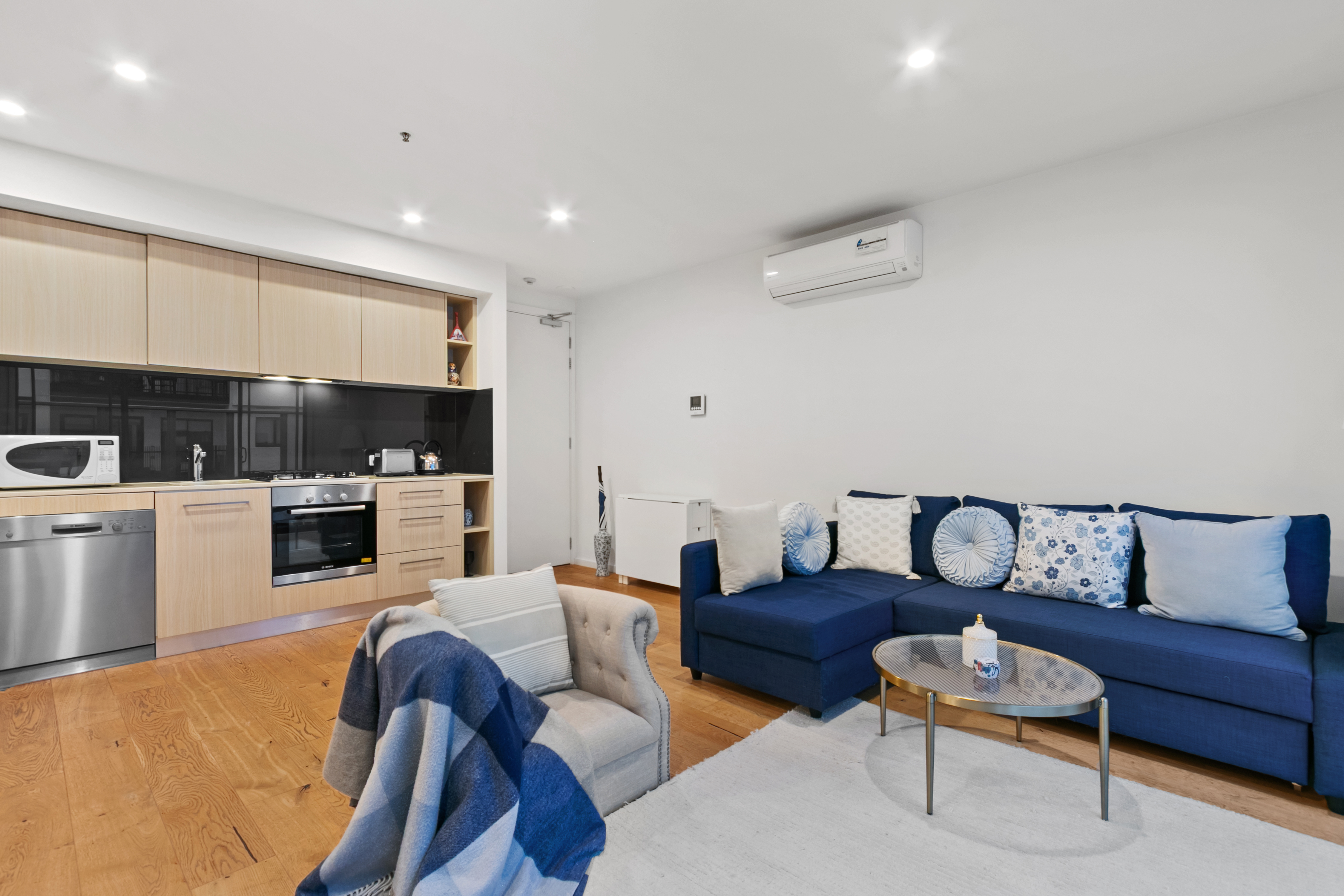2-bedroom unit at 406/9 Chesterville Road, Cheltenham, VIC 3192, Kingston (Vic.), Victoria