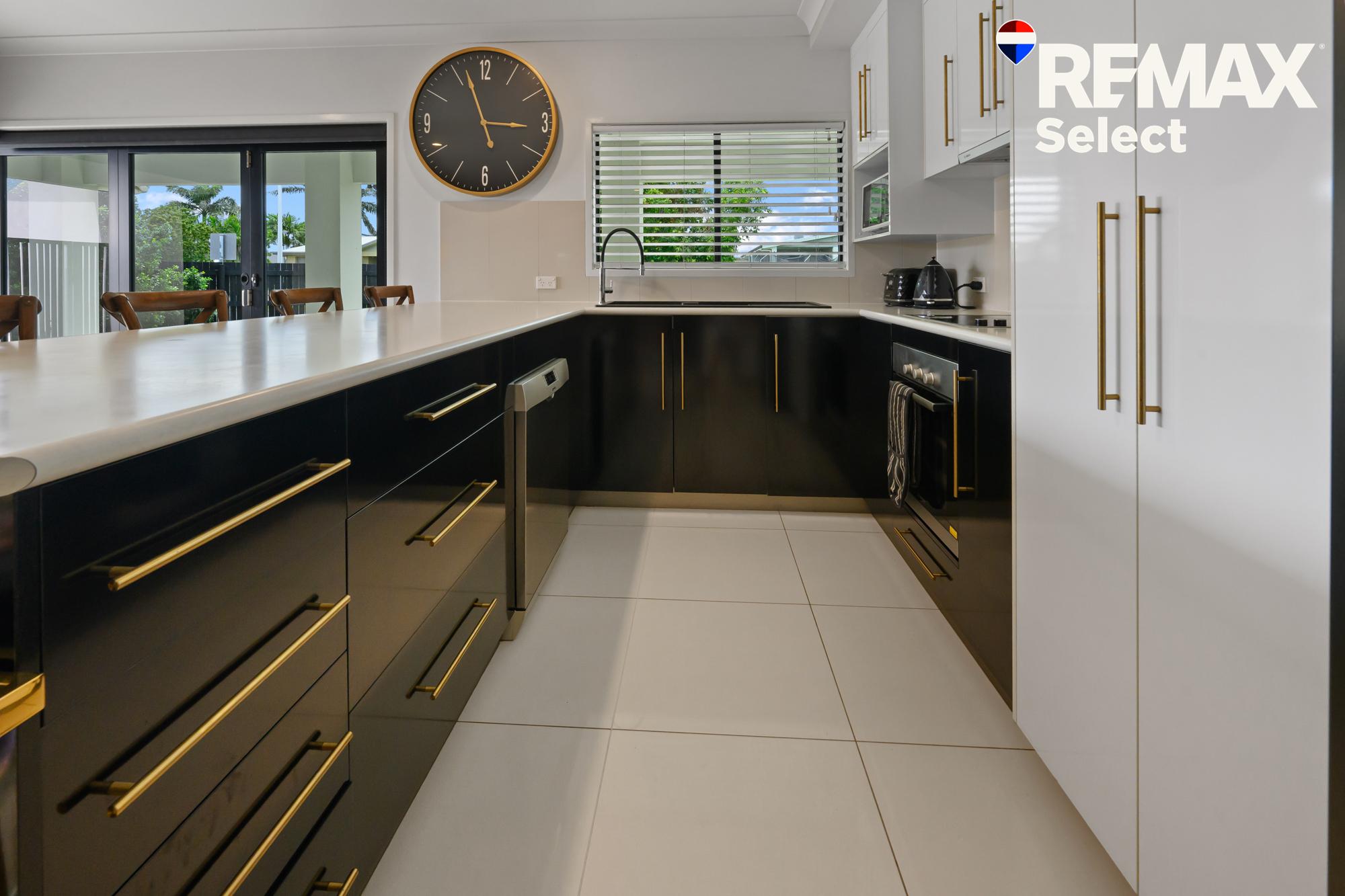 21 Sonoran Street, Rural View, QLD 4740 - Image 10