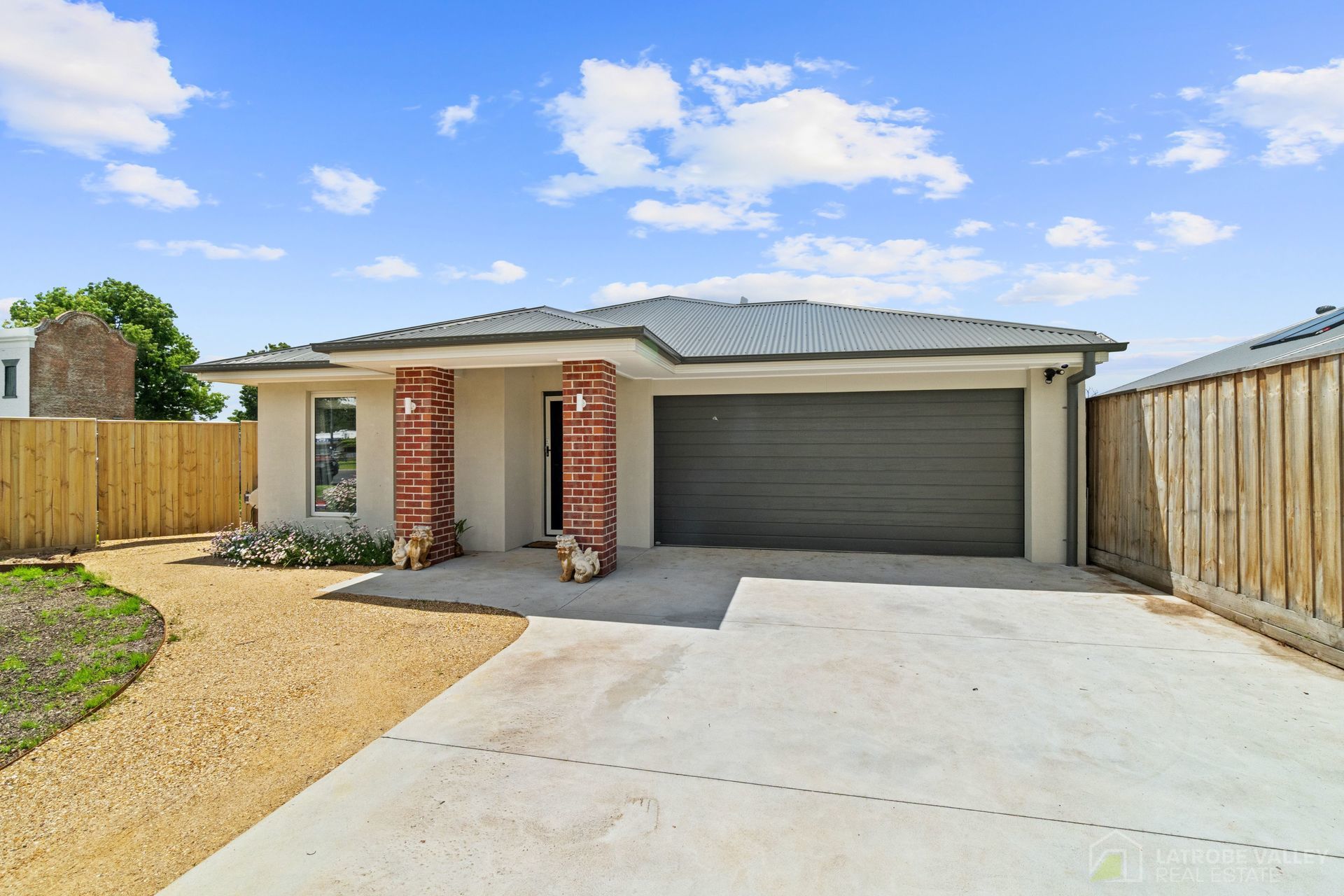 27 Lyons Street, Rosedale, Vic, 3847 - Image 1
