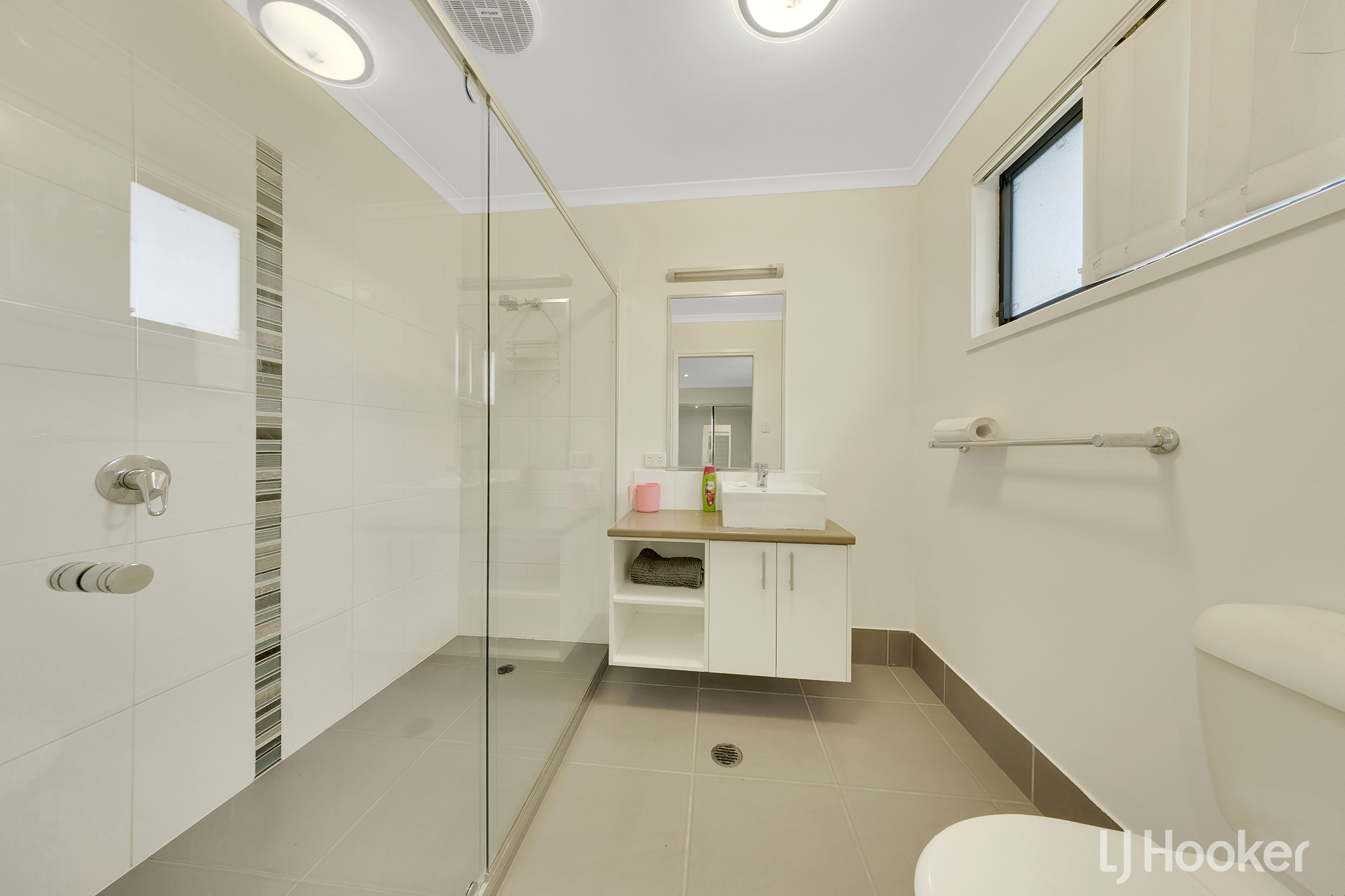 2 46 YARROON STREET, GLADSTONE CENTRAL QLD 4680 - Image 9