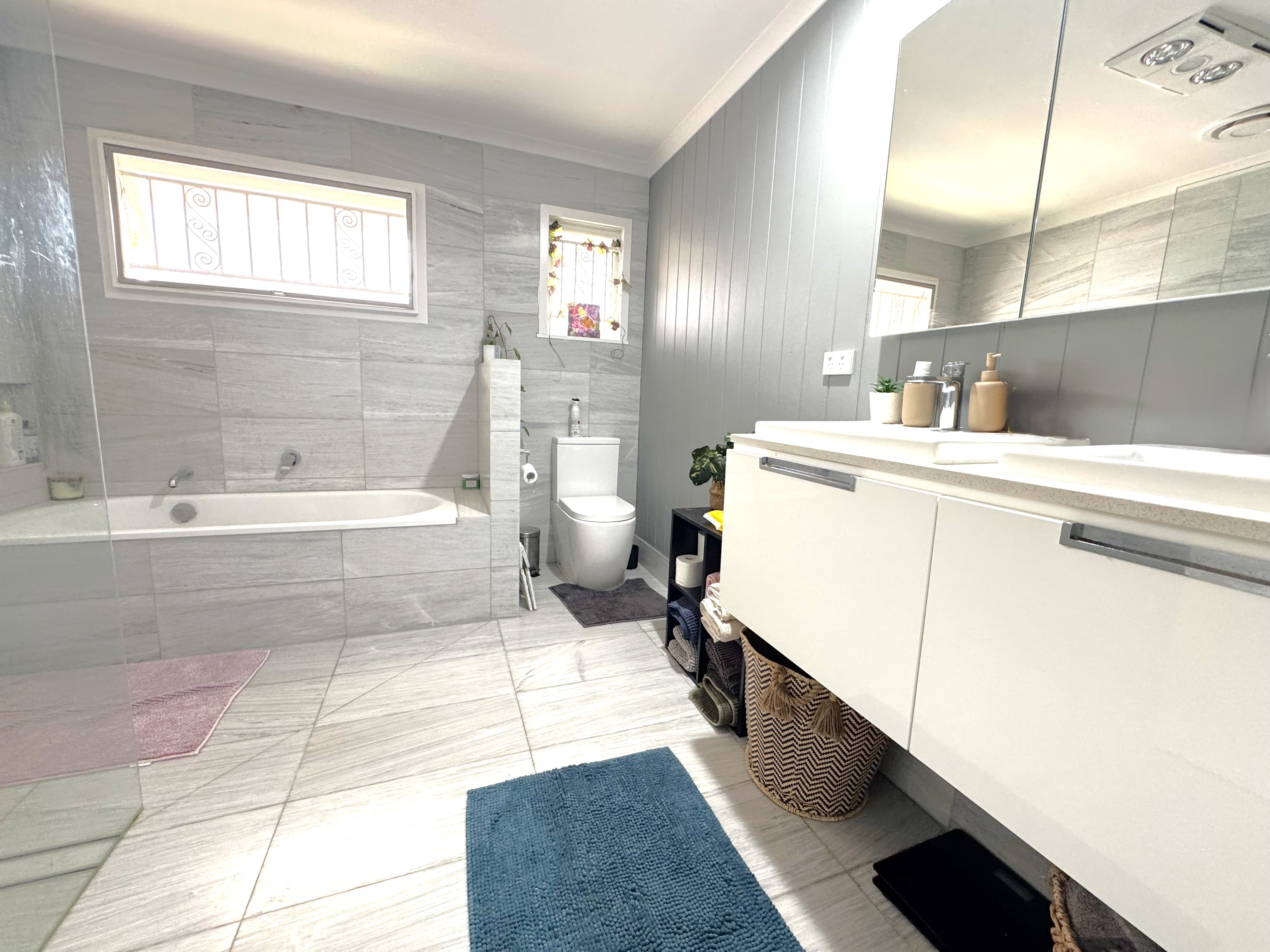 17 Darwin Street, Aspley, QLD 4034 - Image 8