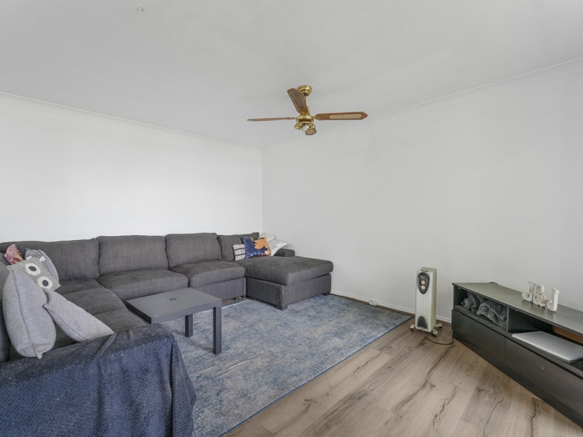 42 Eagleview Road, Minto, NSW 2566 - Image 10