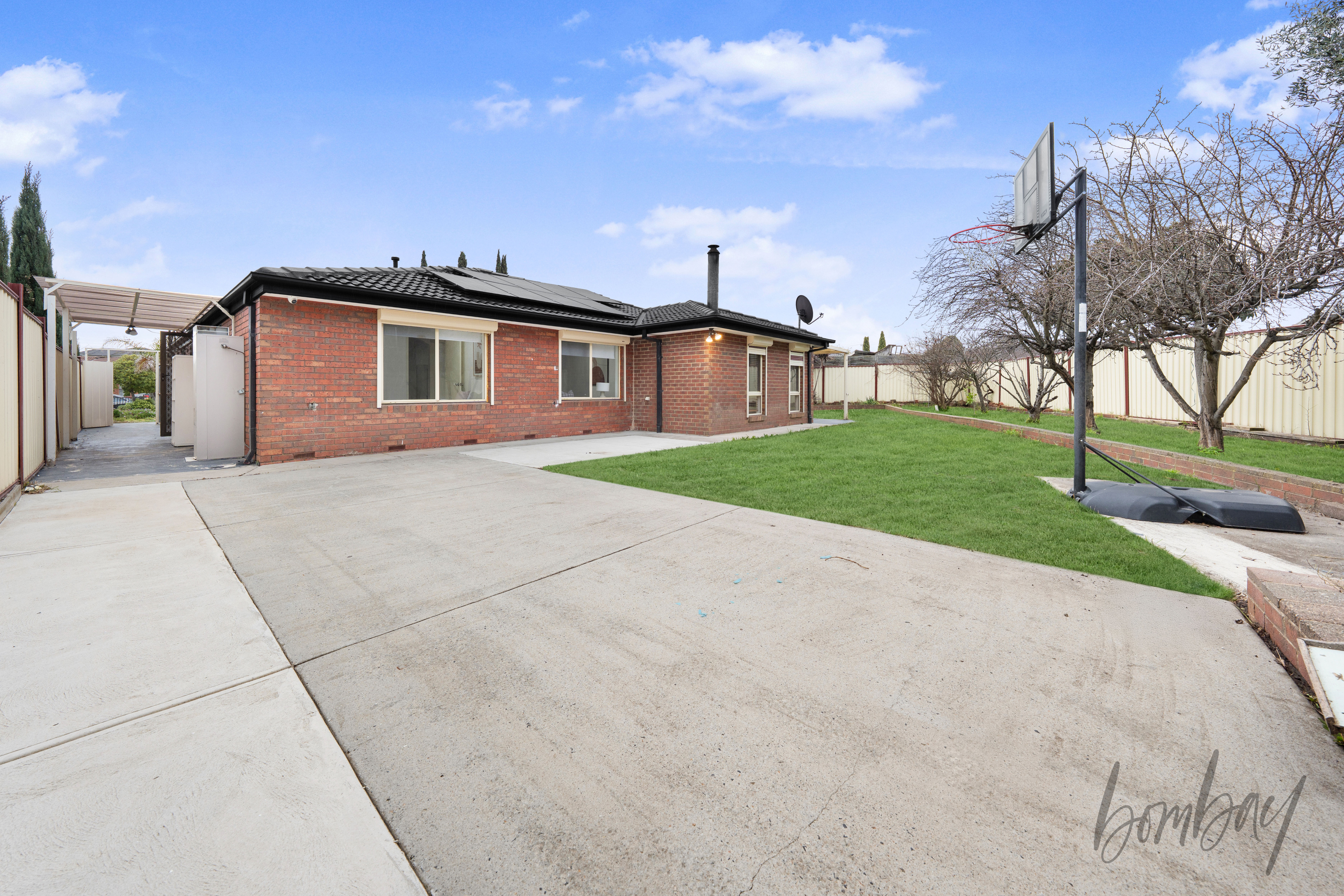 9 Hermitage Court, Meadow Heights, VIC 3048 - Image 2