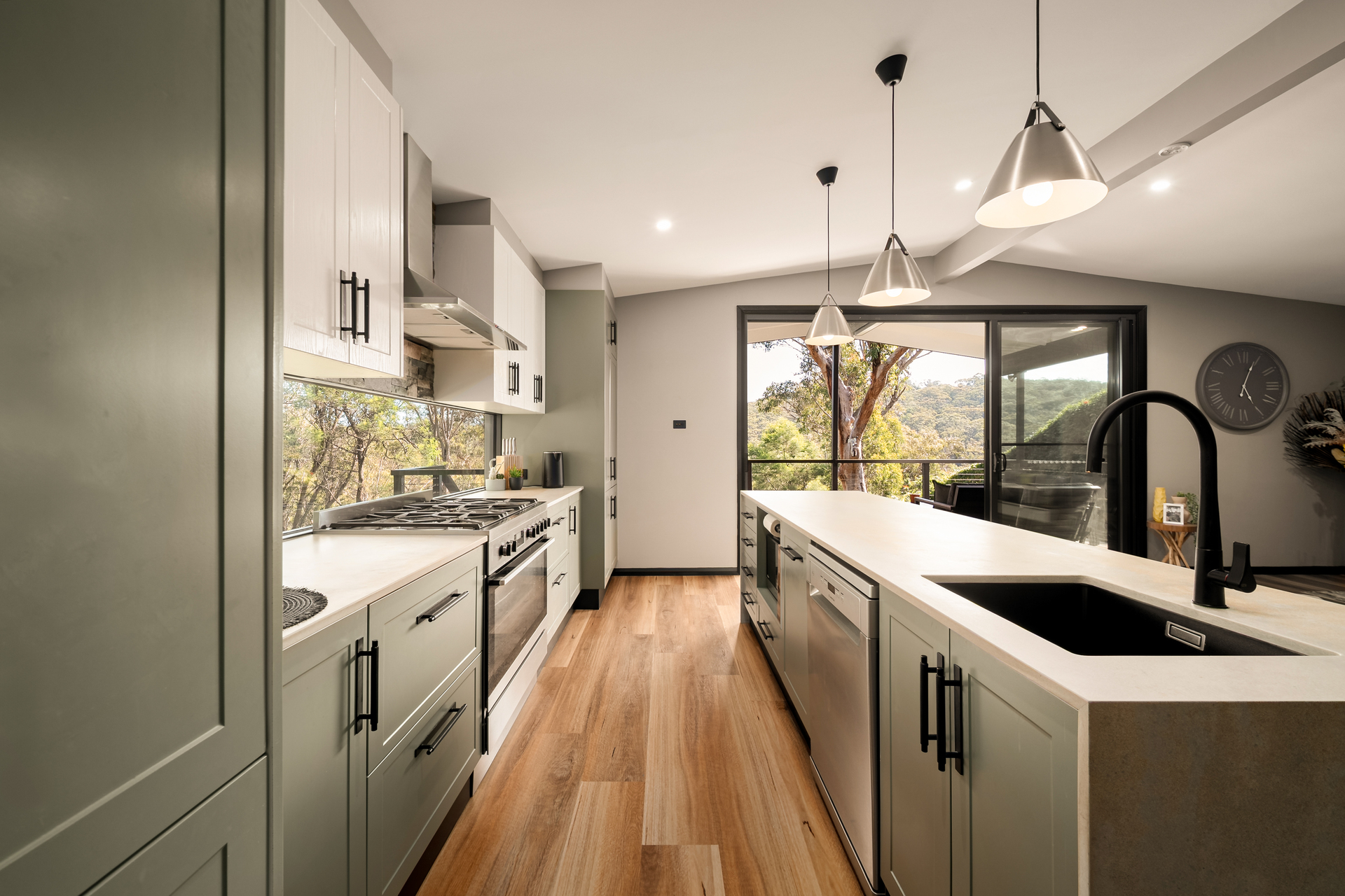 18 Parkes Crescent, Faulconbridge, NSW 2776 - Image 3