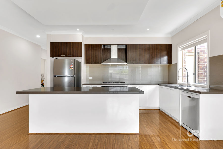 3-bedroom house at 35 STOKE CIRCUIT, Wollert VIC 3750, Whittlesea, Victoria