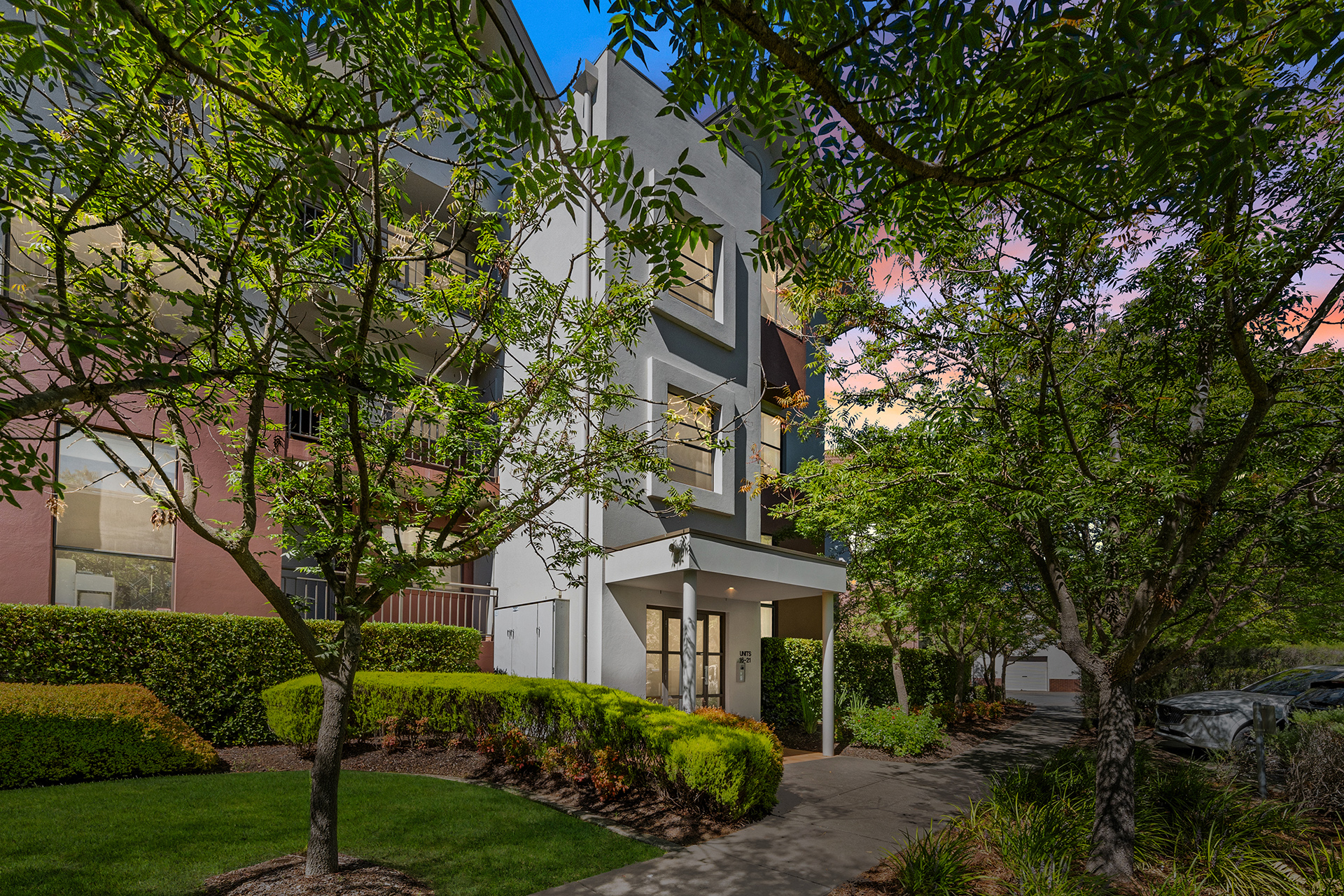 3-bedroom unit at UNIT 10 GLENDALE 2 ELDRIDGE CRESCENT, Garran ACT 2605, Unincorporated Act, Australian Capital Territory