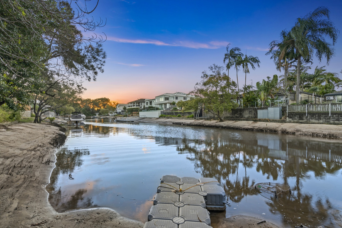 3 Pacific Boulevard, Broadbeach Waters, QLD 4218 - Image 4