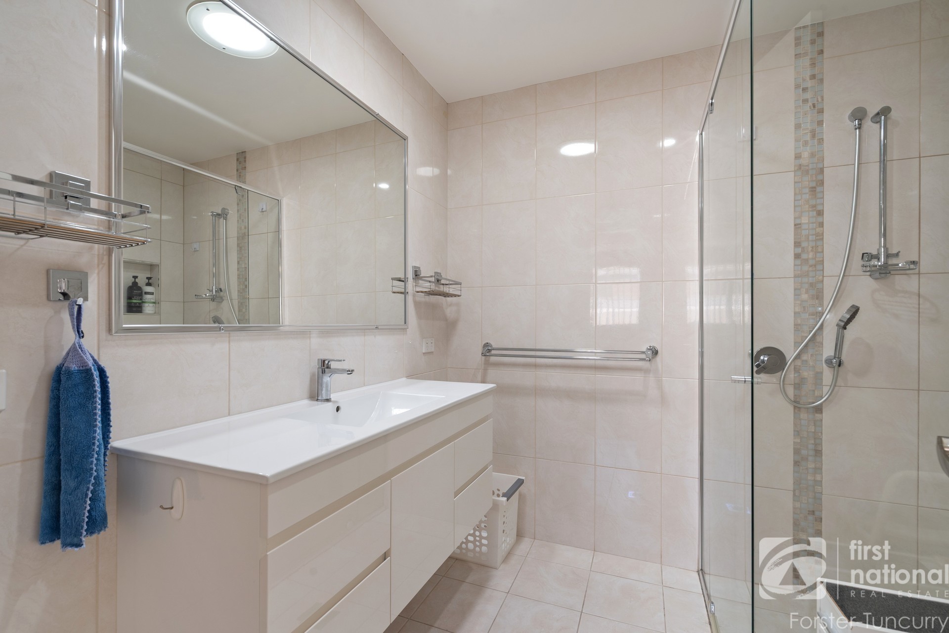 3-bedroom unit at 1/56 Grandis Drive, Tuncurry, NSW 2428, Mid-Coast, New South Wales