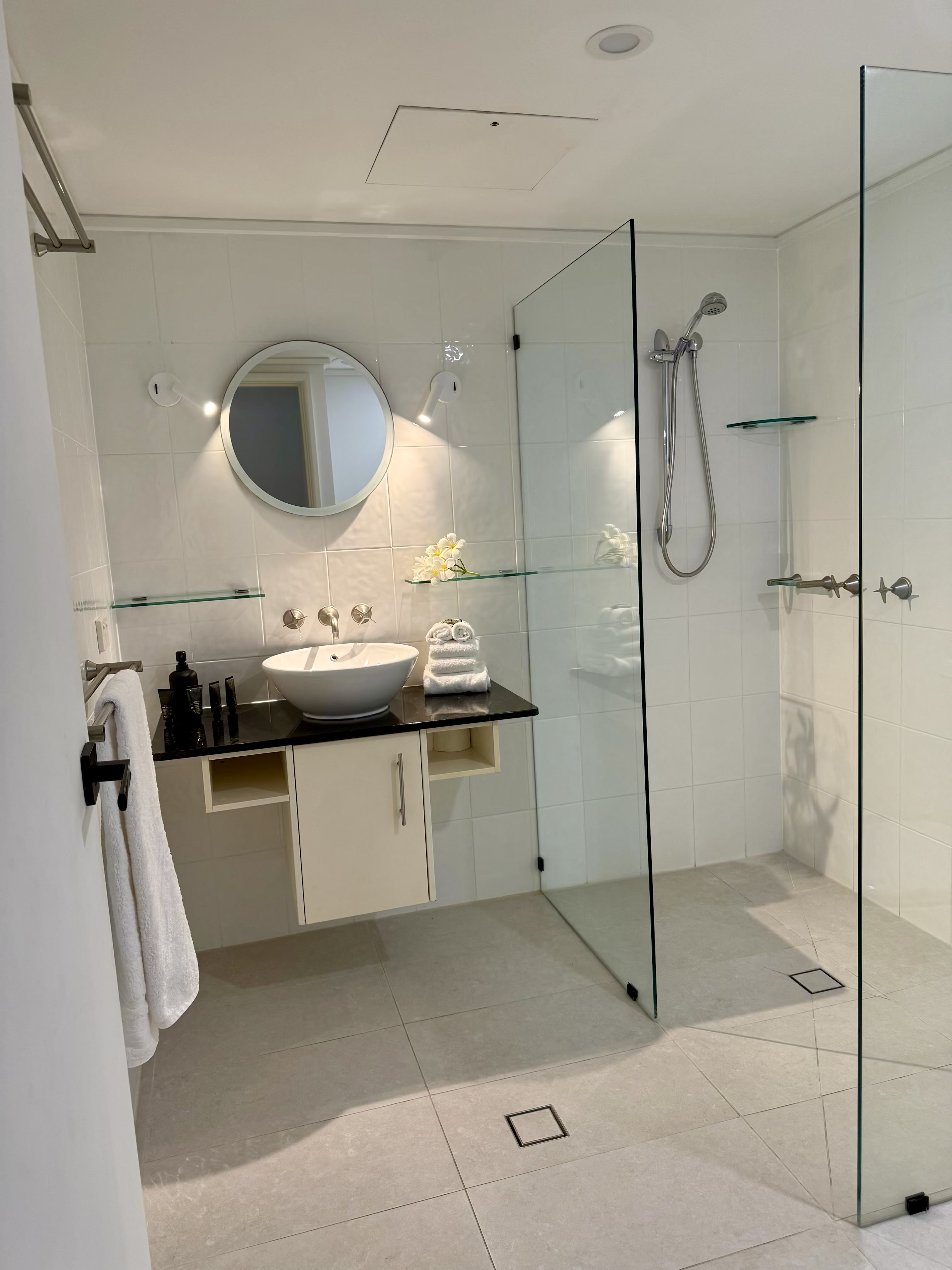 4-bedroom unit at 9/15 Andrews Close, Port Douglas, QLD 4877, Douglas, Queensland