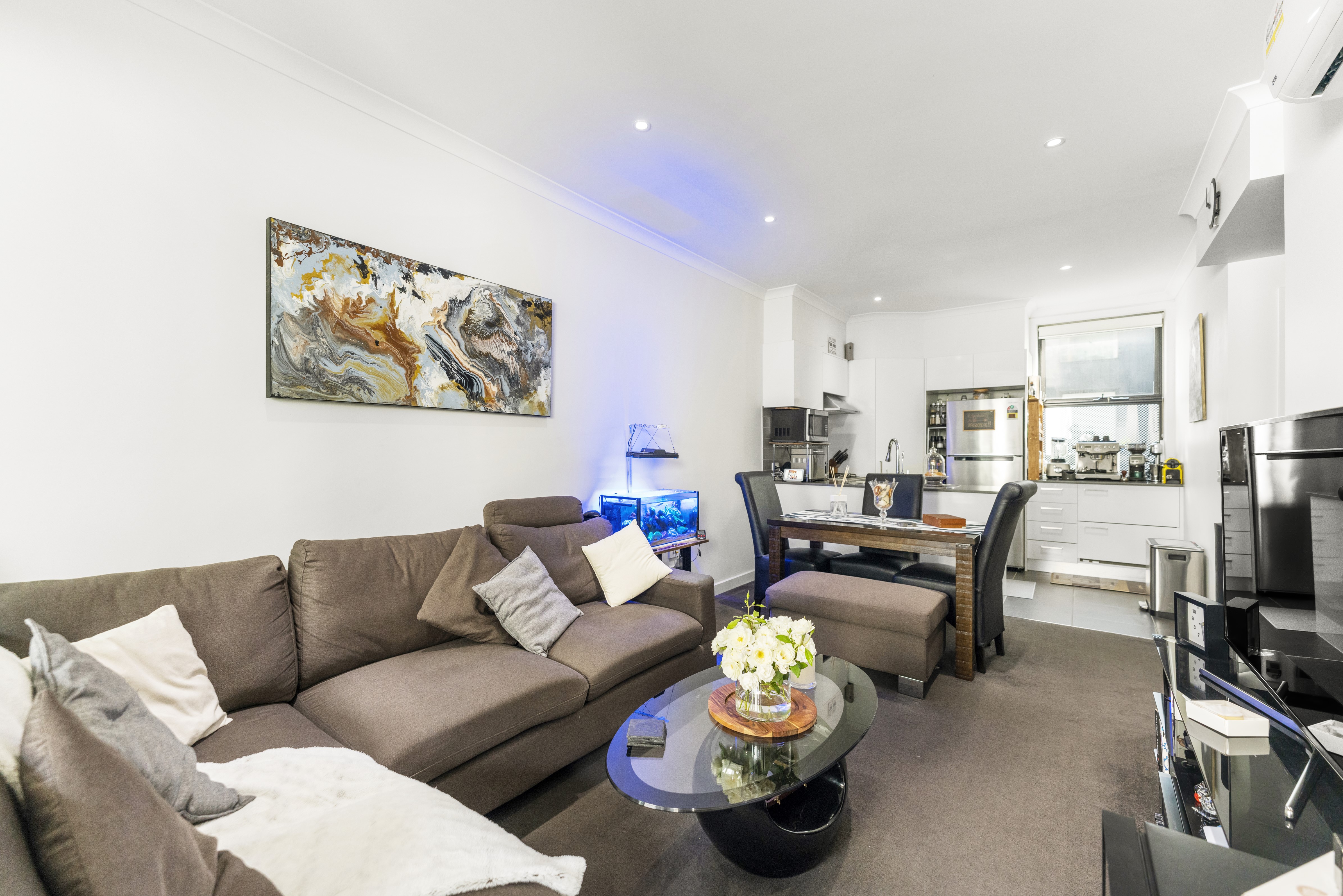 17 163 CARINISH ROAD, CLAYTON VIC 3168 - Image 3