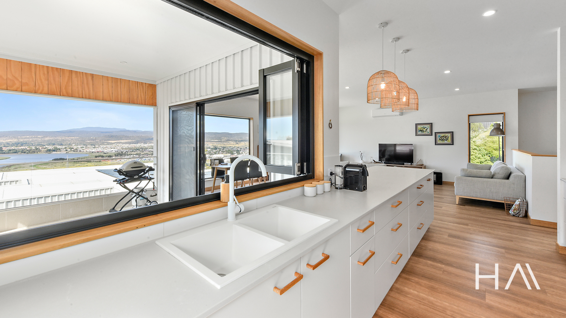 3-bedroom house at 1/55 Lachlan Parade, Trevallyn, TAS 7250, West Tamar, Tasmania