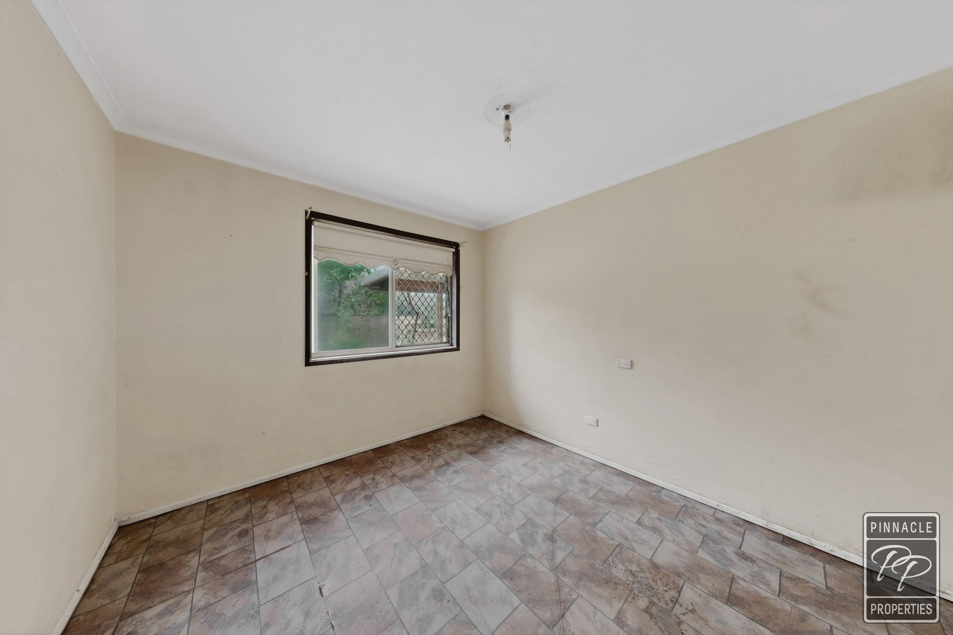 4-bedroom house at 42 Redpath Street, Wishart, QLD 4122, Brisbane, Queensland