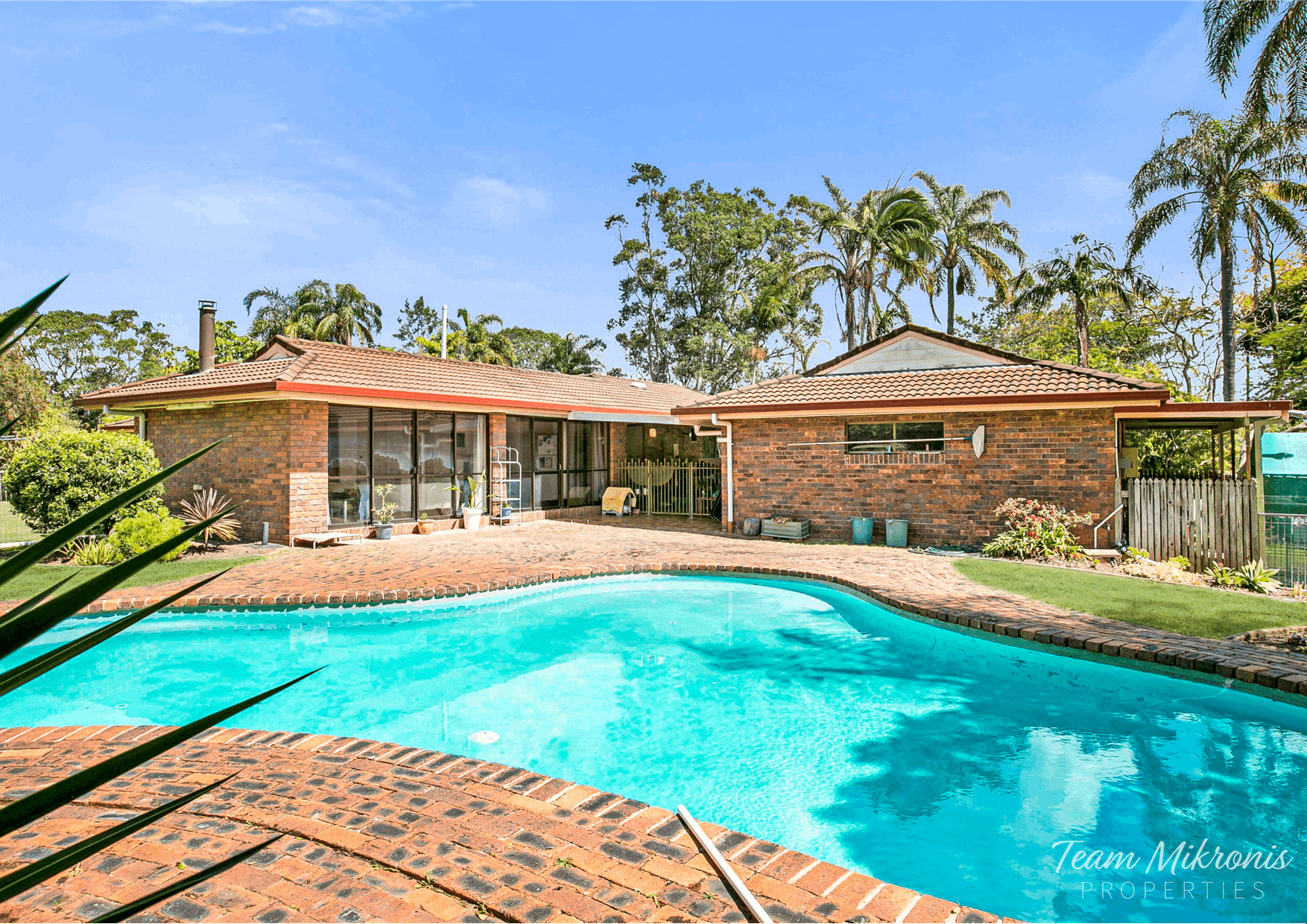 20 Giles Road, Redland Bay, Qld, 4165 - Image 1