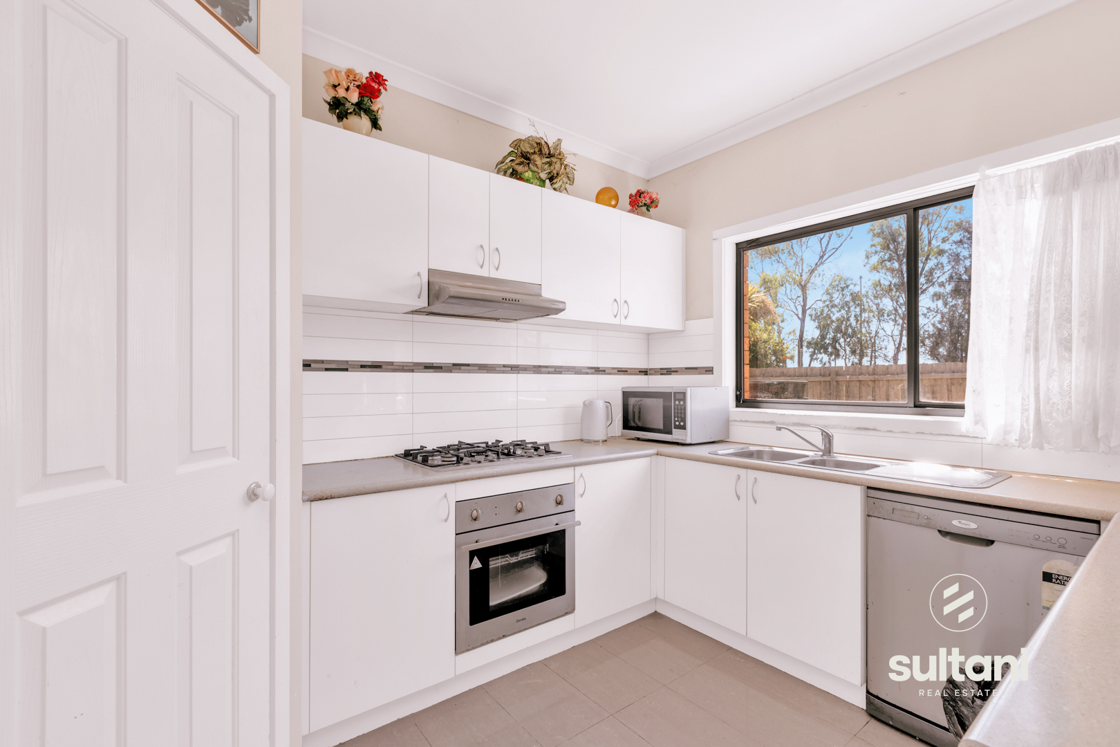 4-bedroom house at 86 HERBERT ROAD, Carrum Downs VIC 3201, Frankston, Victoria