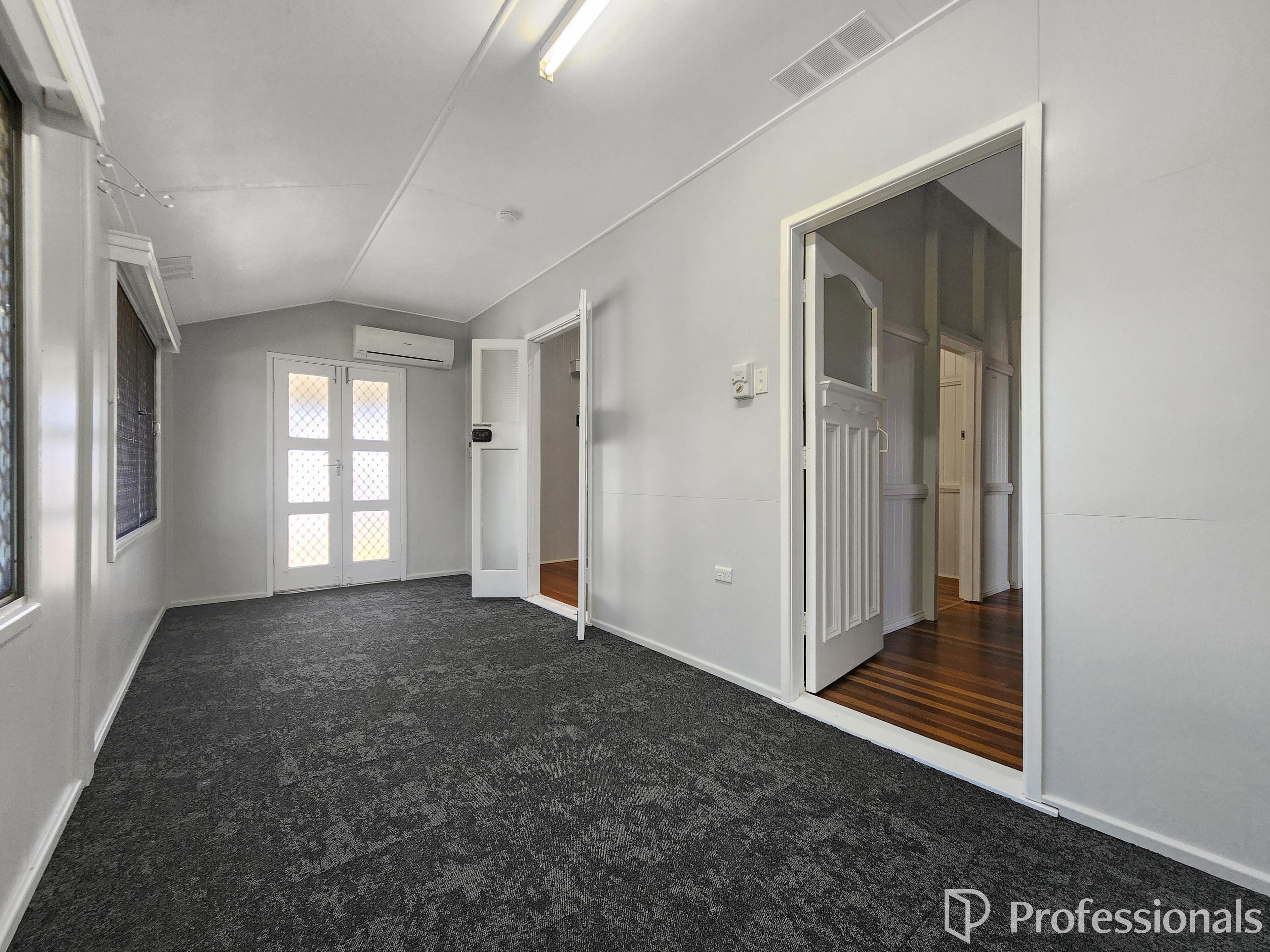 18 Hay Street, Bowen, QLD 4805 - Image 3