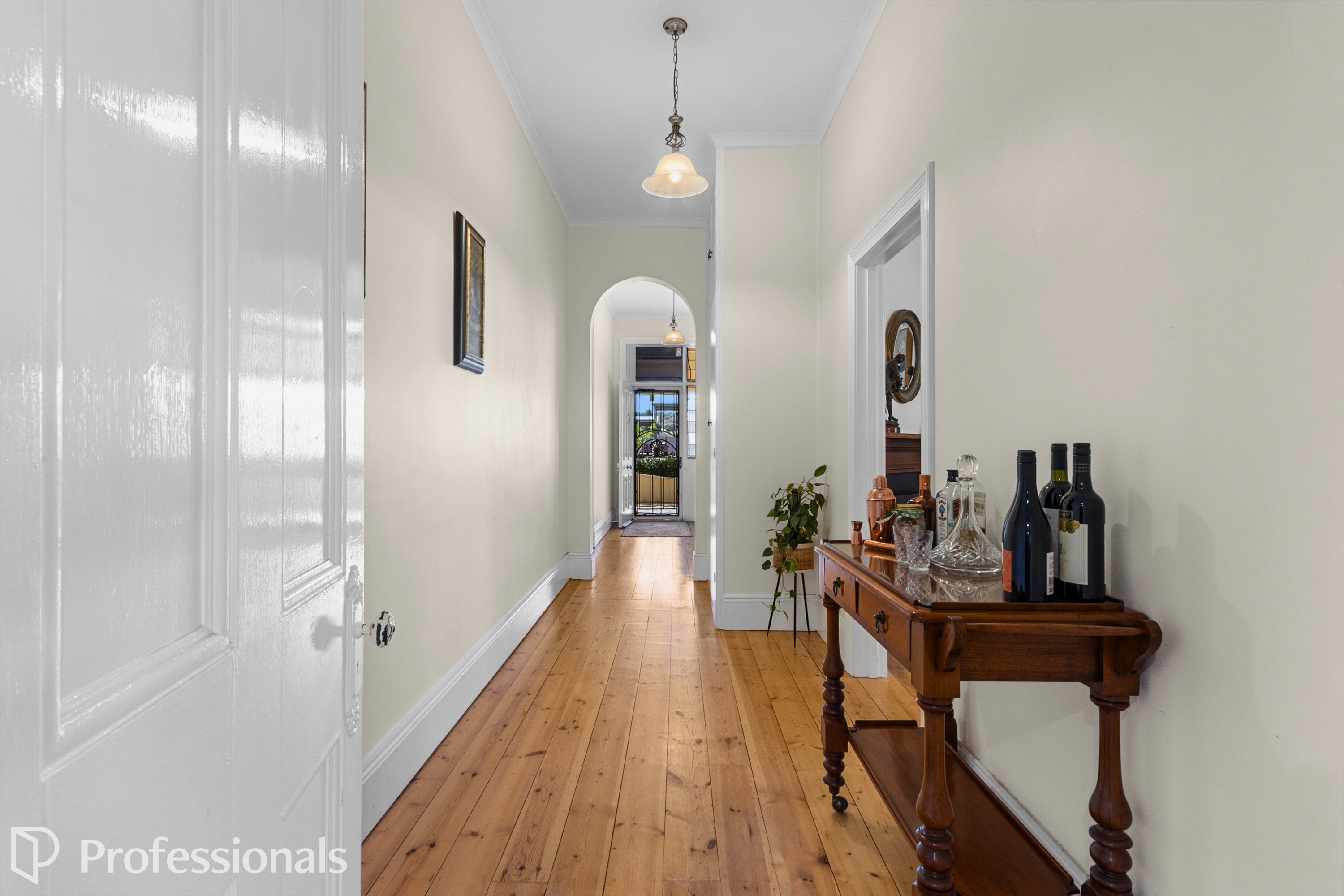 2 KING STREET, Clare SA 5453 - Image 3