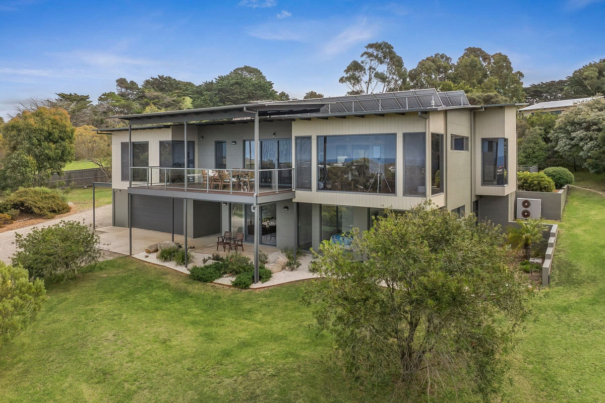 5 SEAHAVEN PLACE, Jan Juc VIC 3228 - Image 1