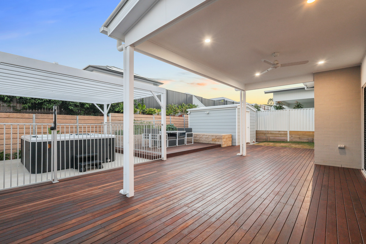 6-bedroom house at 7 Sherrard Street, Burpengary East, QLD 4505, Moreton Bay, Queensland